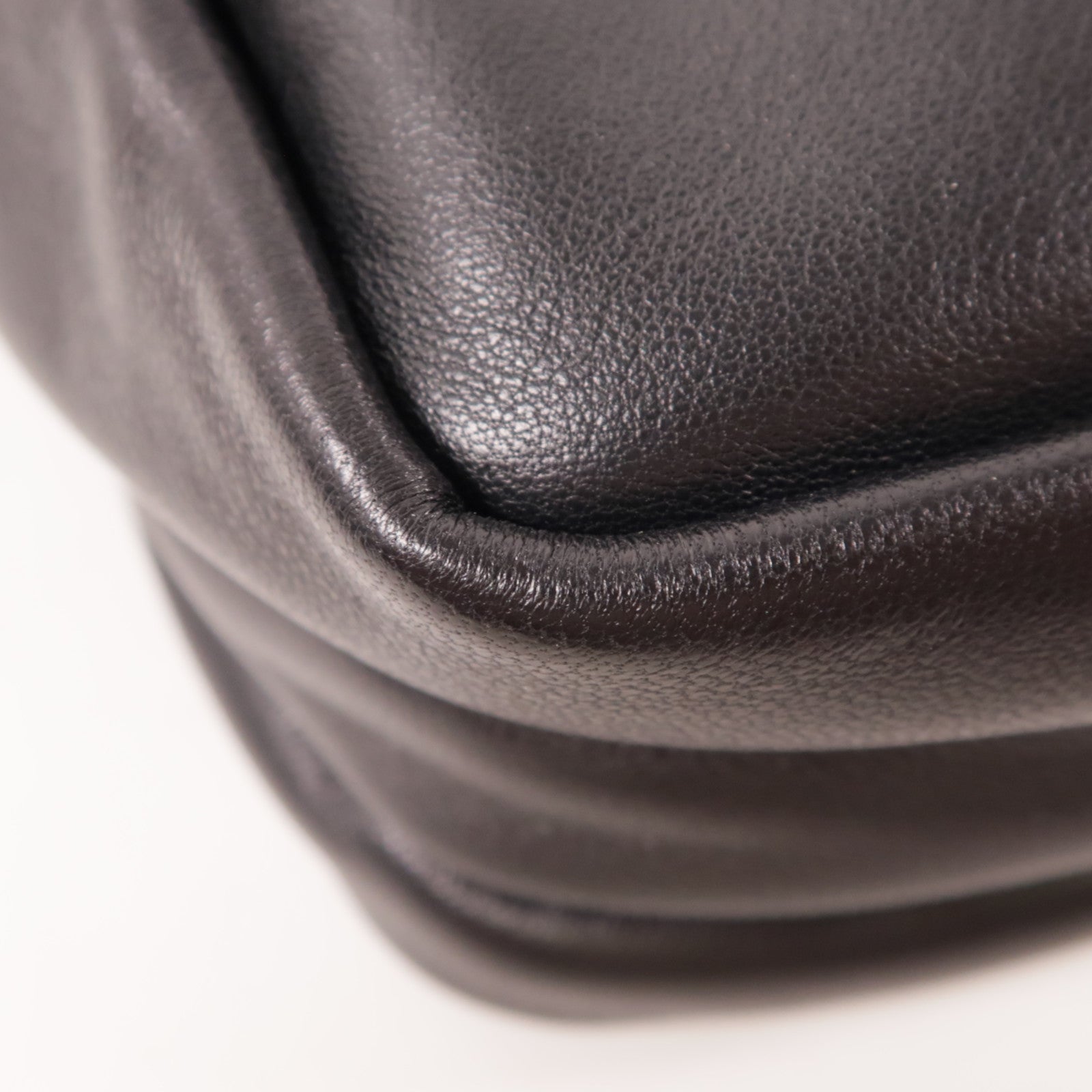 BALENCIAGA 皮革Under Armour肩背袋