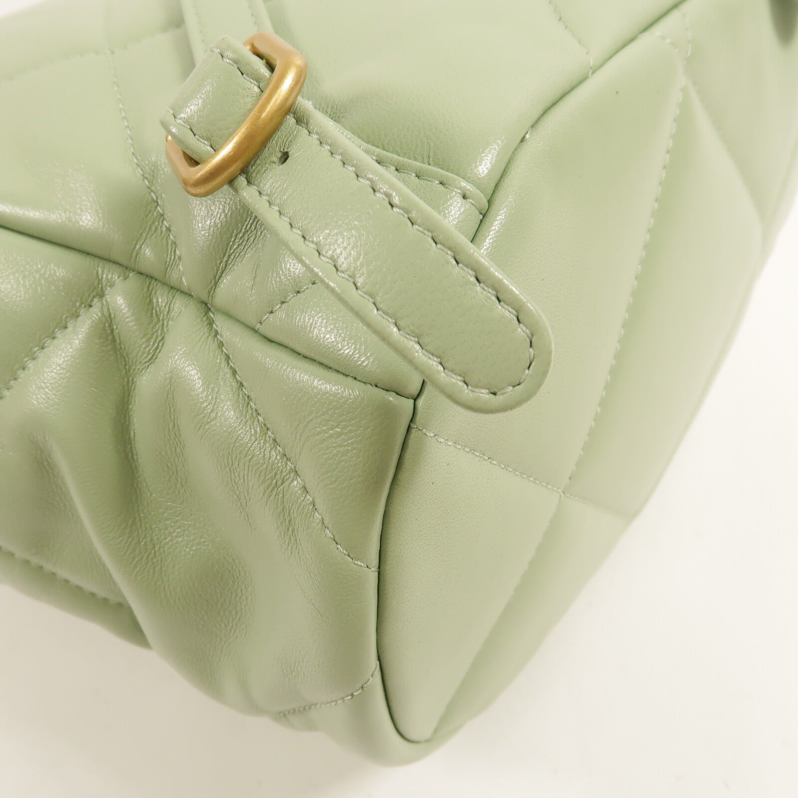 CHANEL 羊皮皮革C19 Backpack鏈帶背包