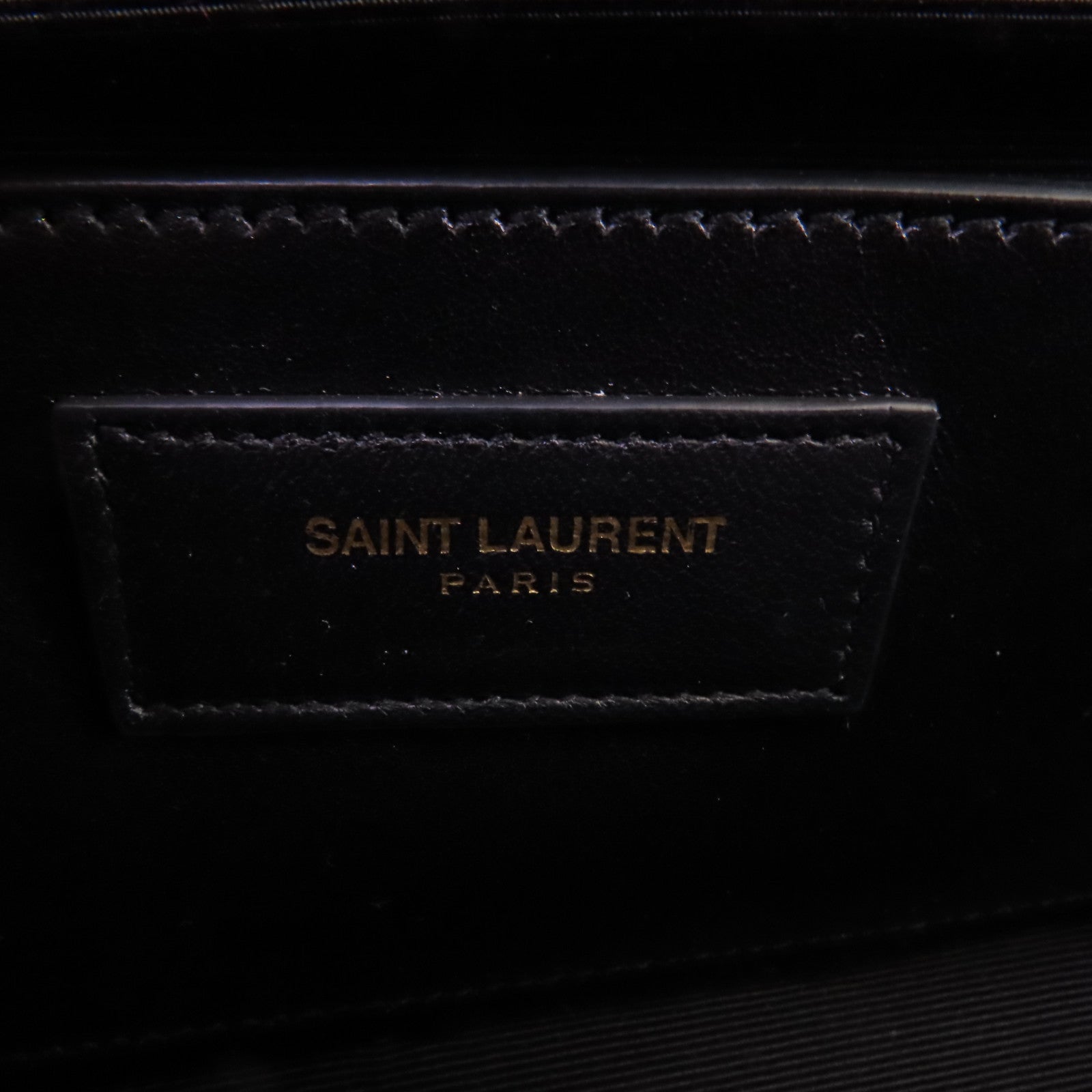 SAINT LAURENT 牛皮皮革Clutch金扣手拿包