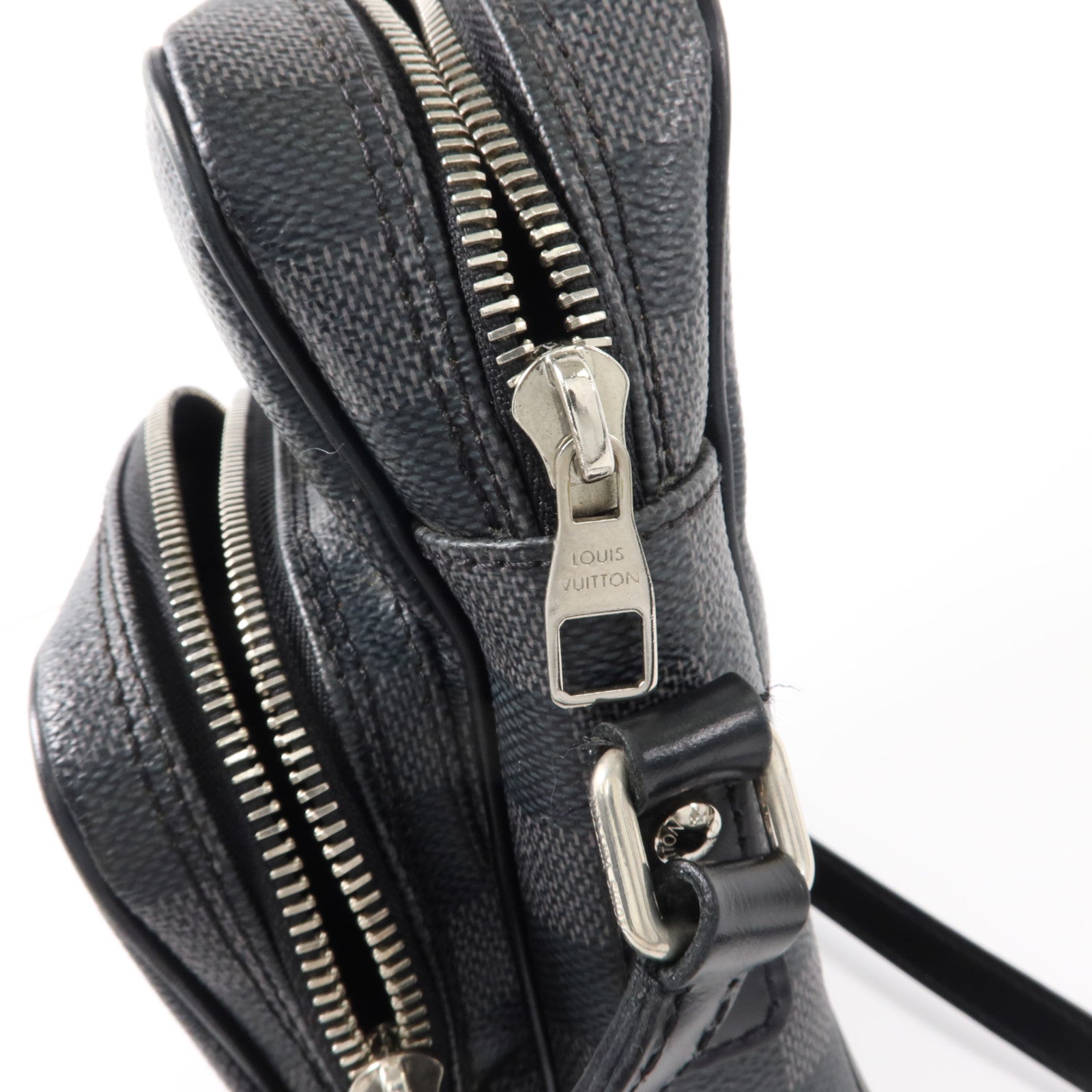 LOUIS VUITTON Damier Graphite Rem肩背袋
