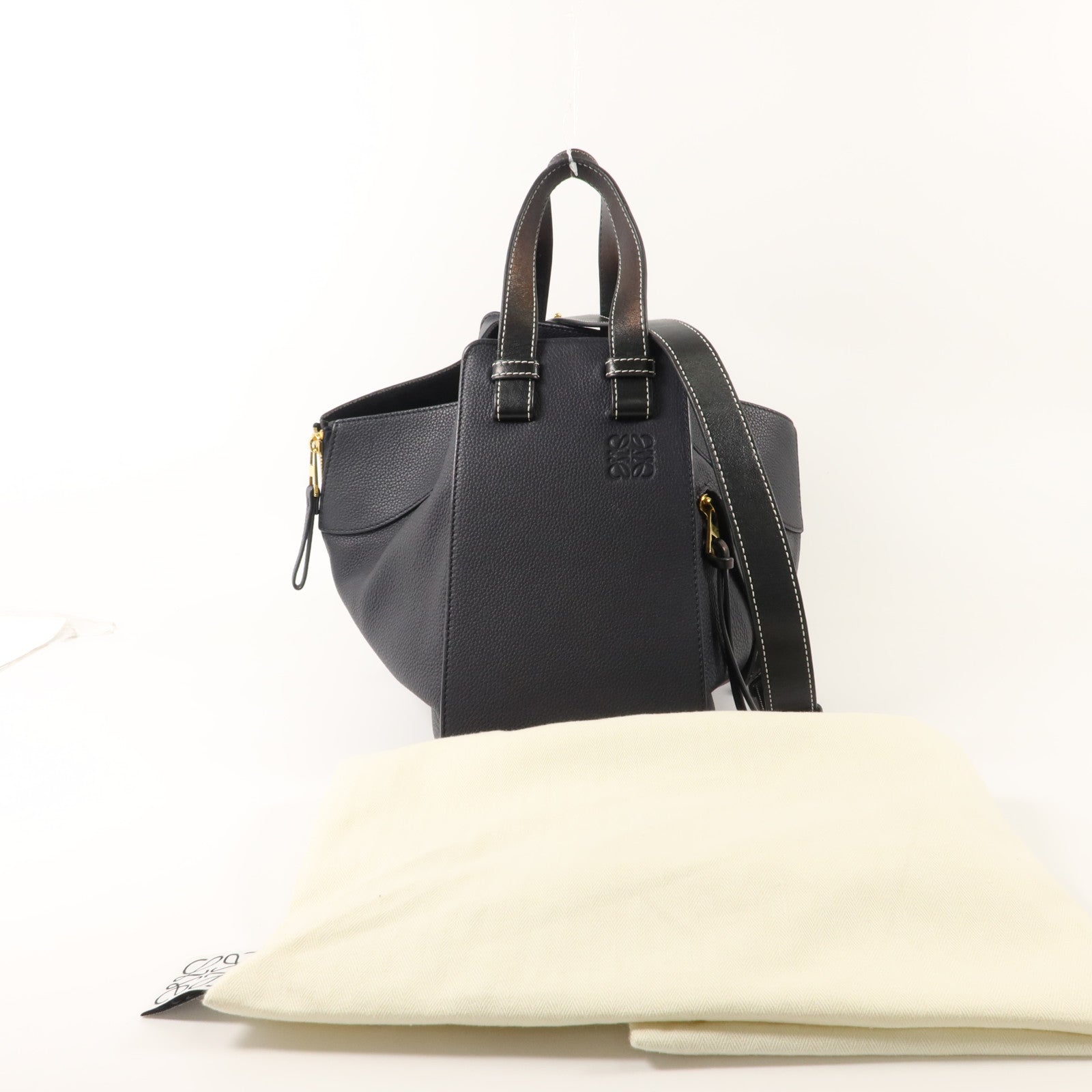 LOEWE 牛皮皮革Hammock Small手挽肩背兩用袋