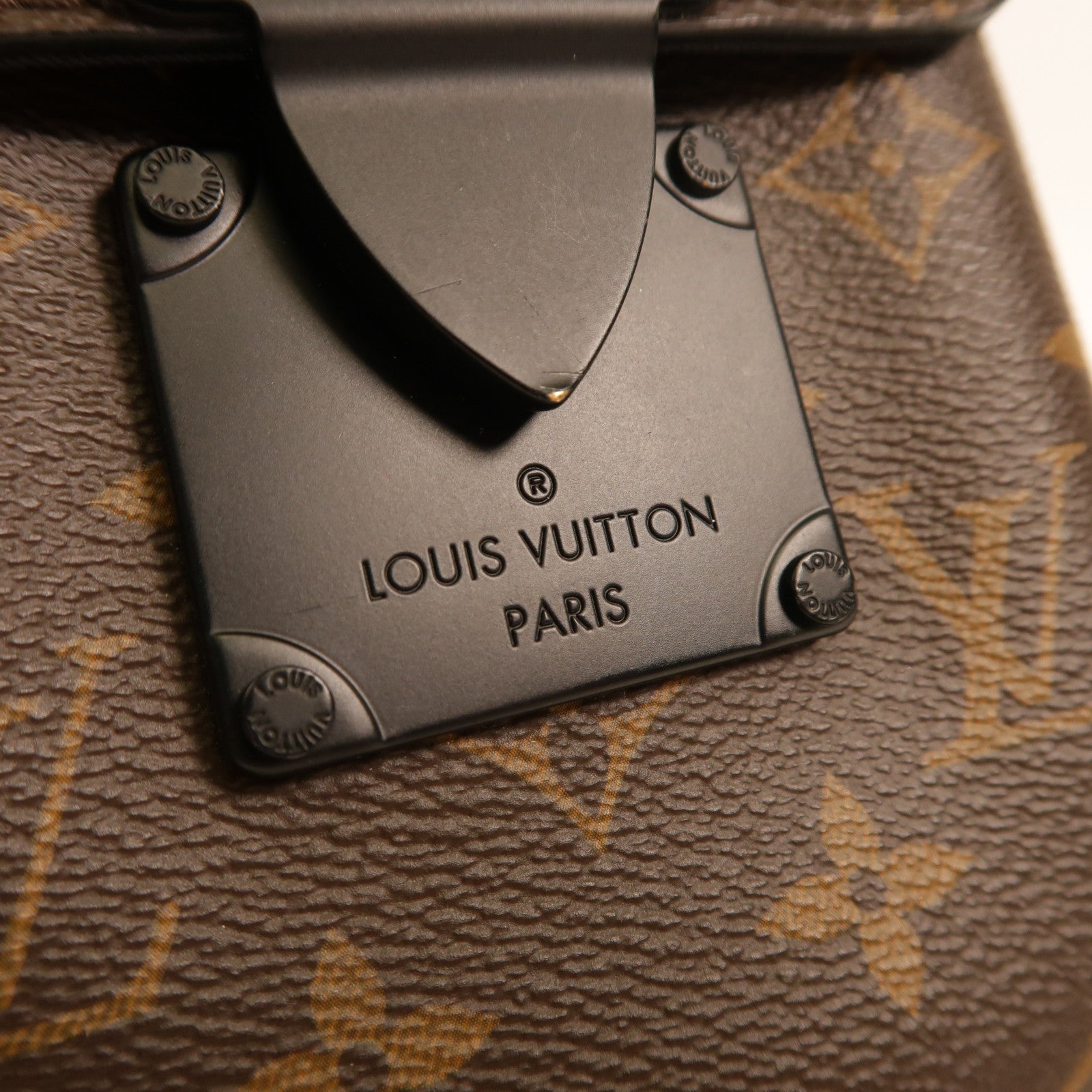 LOUIS VUITTON Monogram S-Lock肩背袋