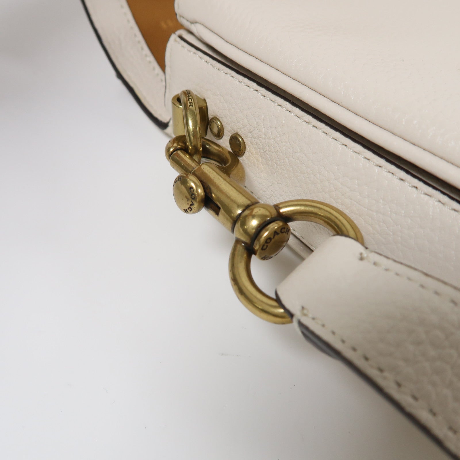 COACH 牛皮皮革Shoulder Bag金扣手挽肩背兩用袋白色