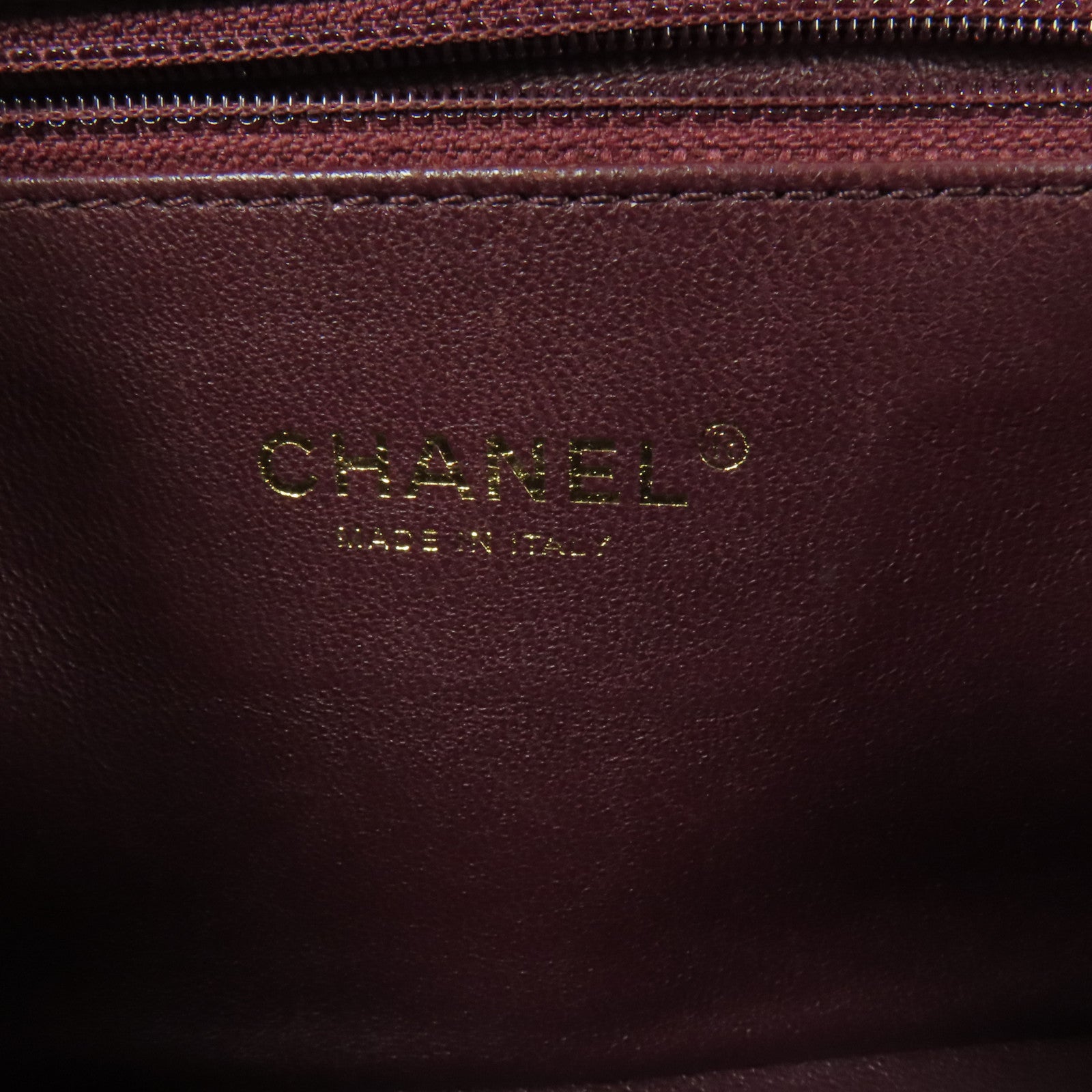 CHANEL 牛皮皮革Chain Shoulder金扣肩背袋