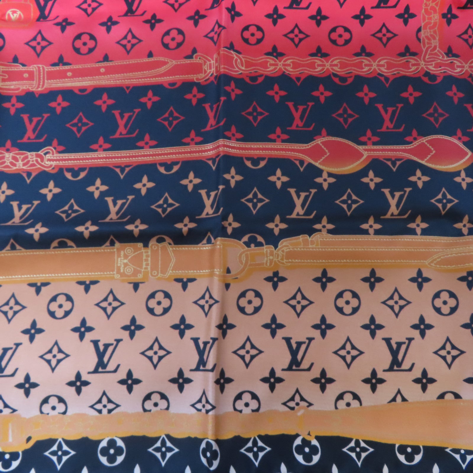 LOUIS VUITTON 絲質Rising Confidential Scarf絲巾紅色/黑色/粉紅色/橙色