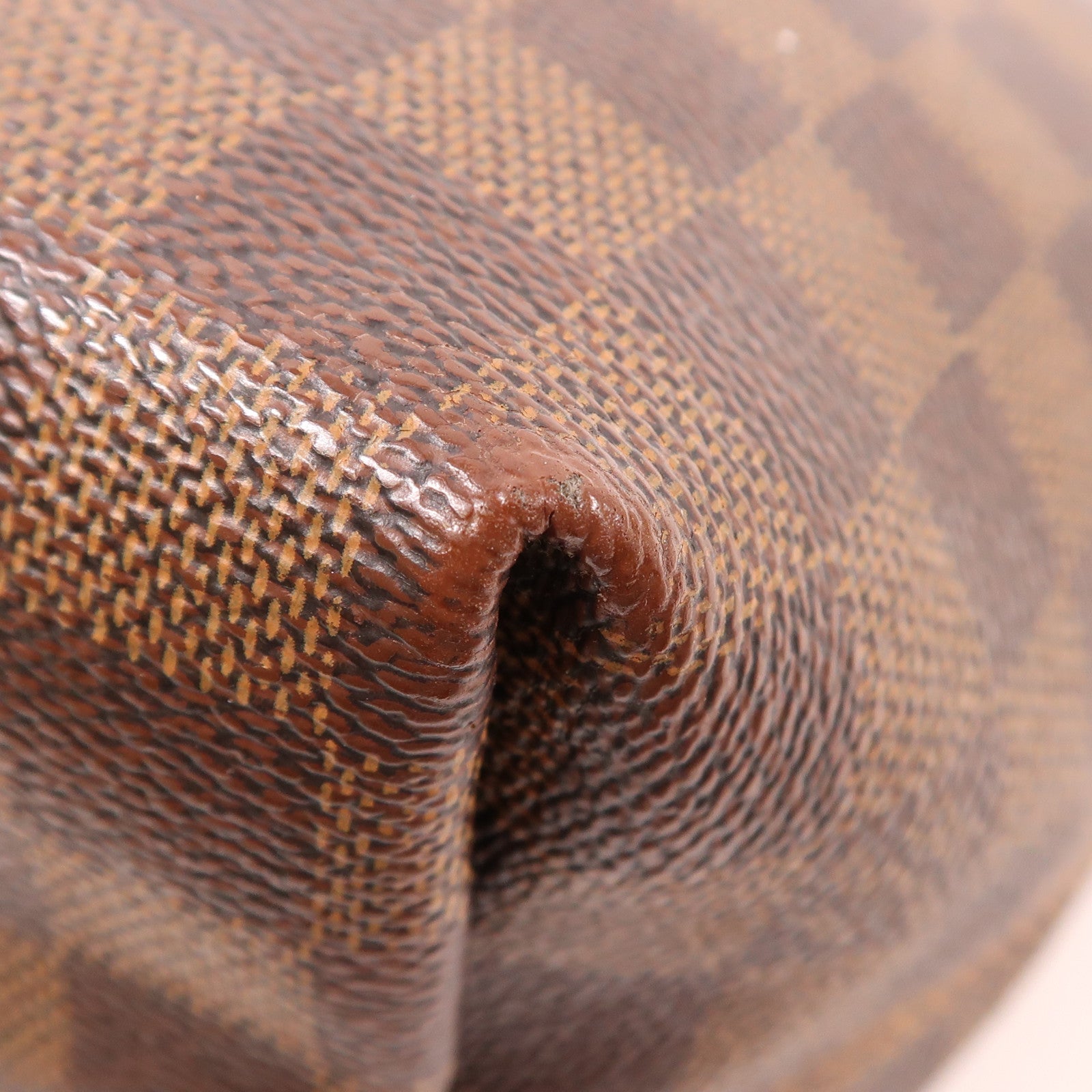 LOUIS VUITTON Damier Iena PM金扣肩背袋