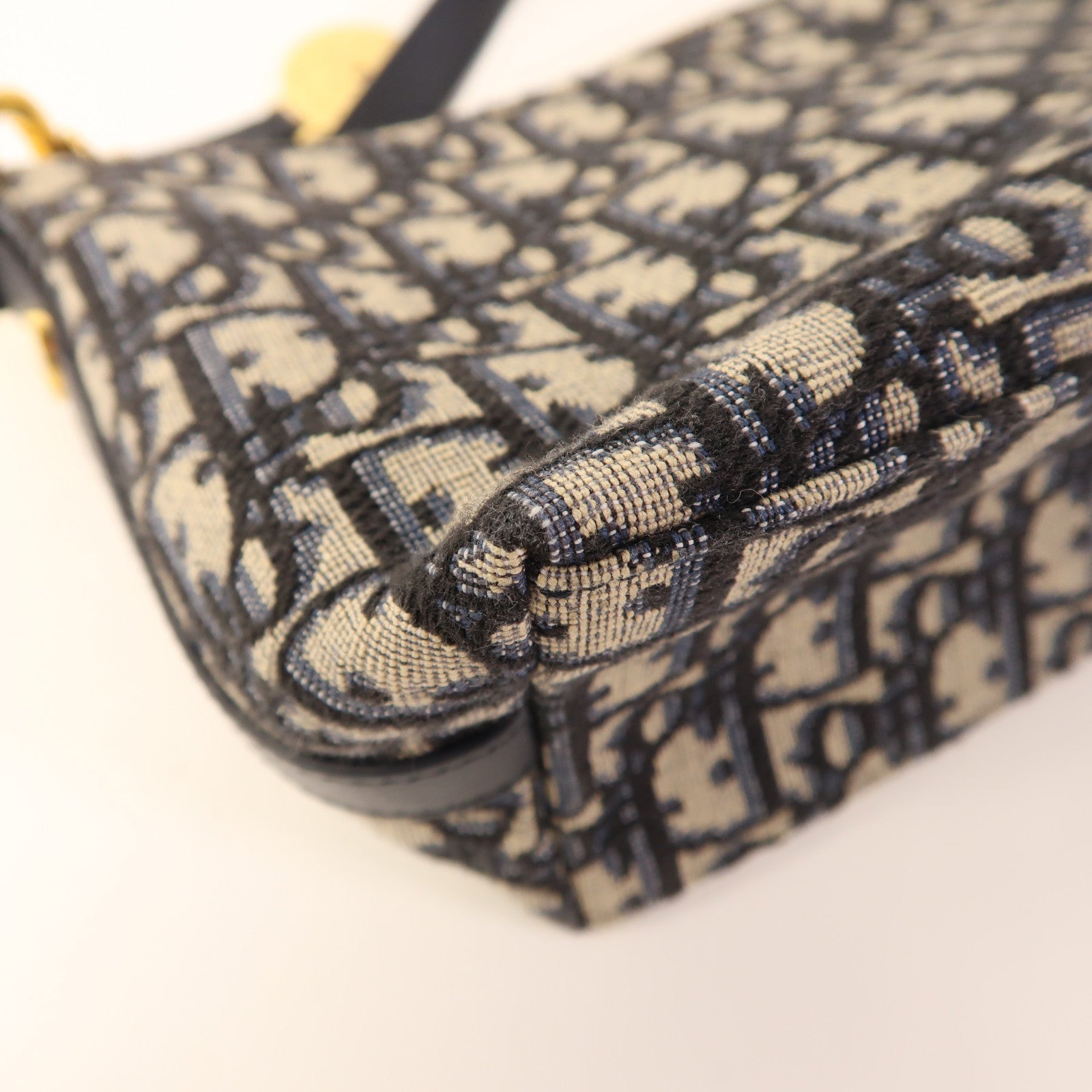 Dior 帆布Chain Shoulder Bag金扣肩背袋