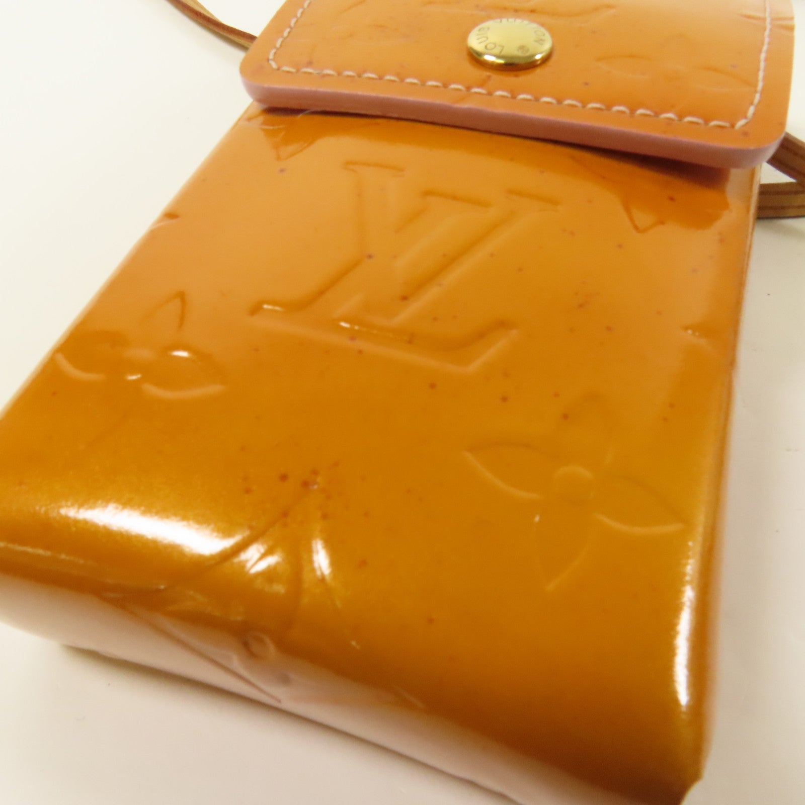 LOUIS VUITTON Monogram Vernis Cigarette Case金扣肩背袋