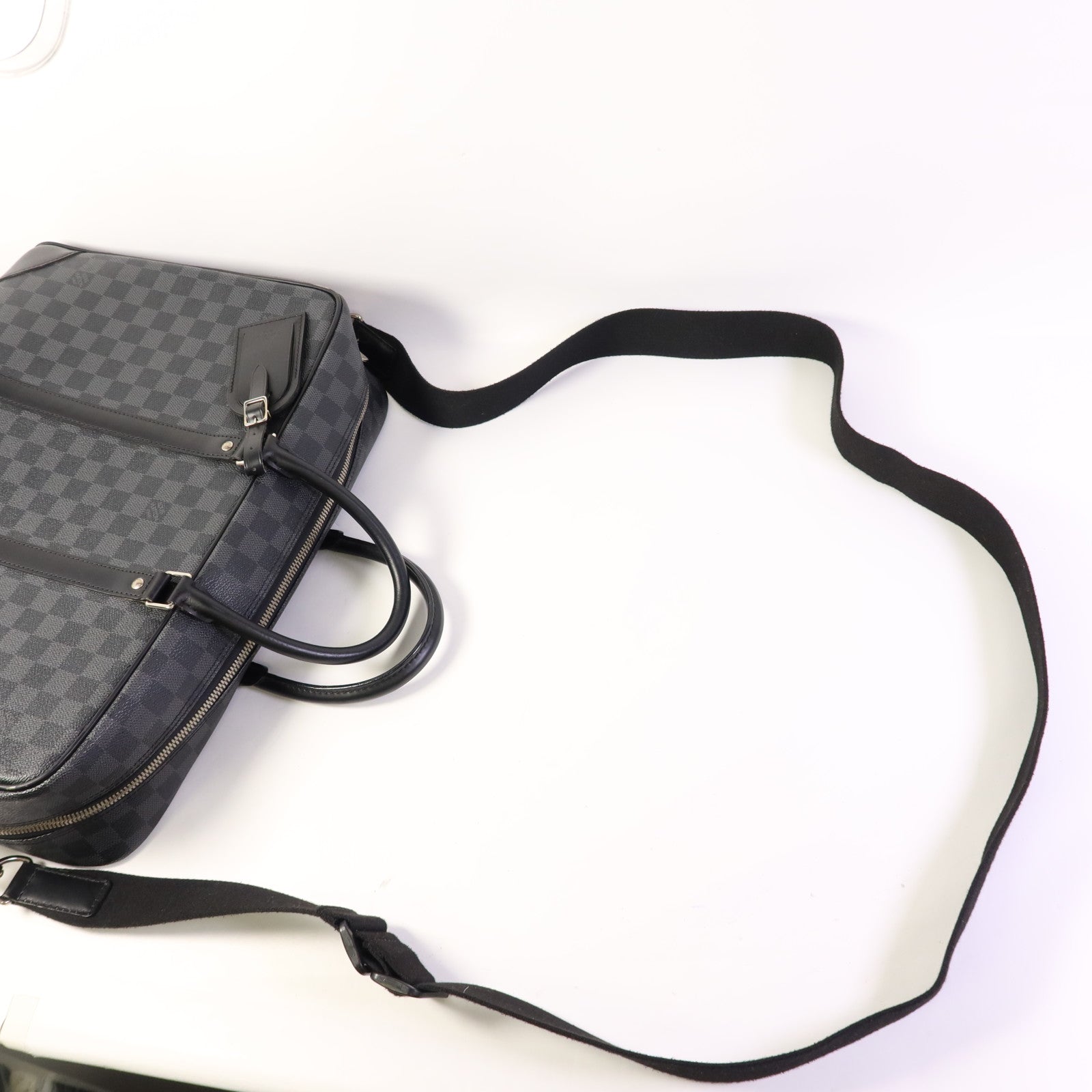 LOUIS VUITTON Damier Graphite Porte Documents Voyage銀扣肩背袋