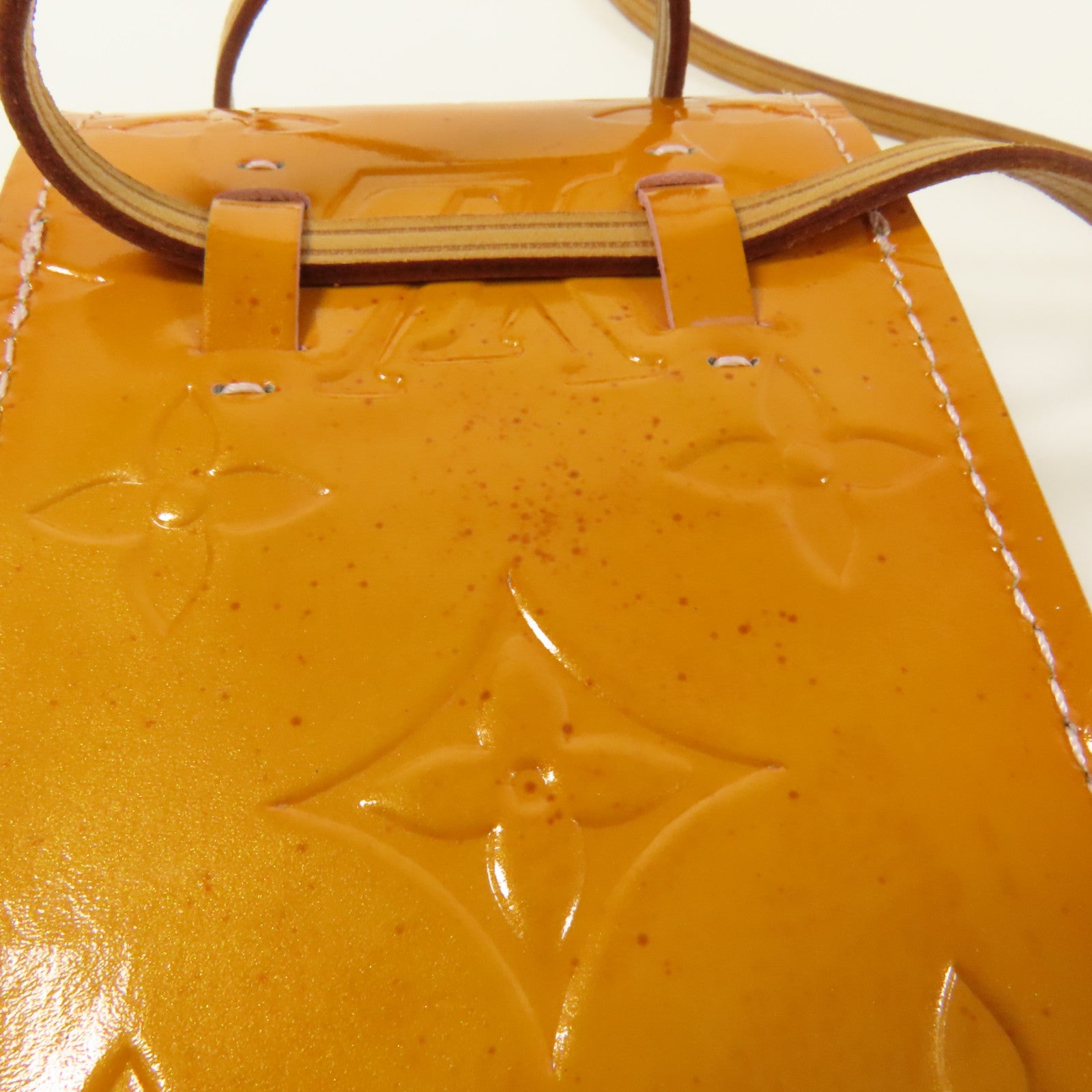 LOUIS VUITTON Monogram Vernis Cigarette Case金扣肩背袋