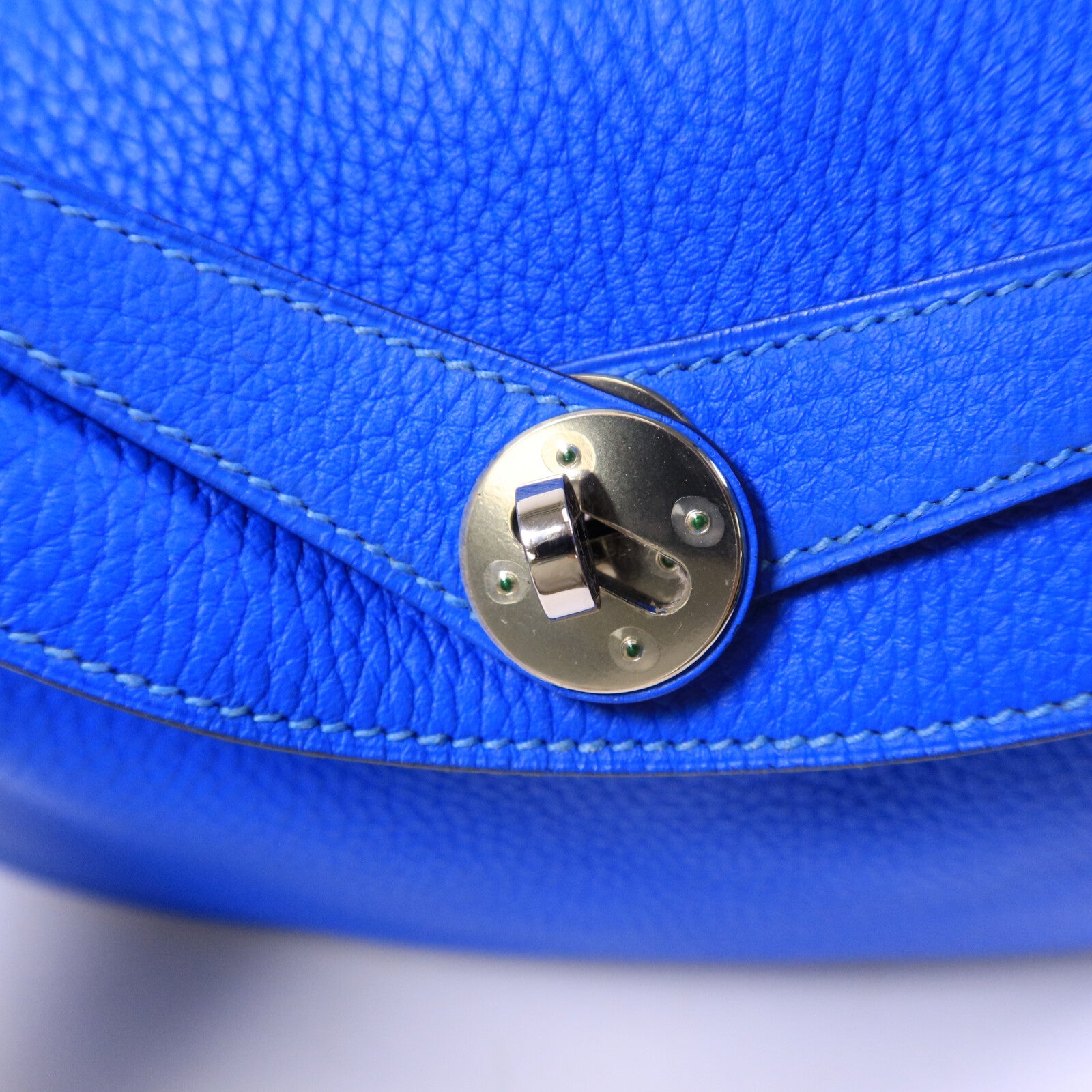 HERMES Clemence皮革Lindy 30肩背袋
