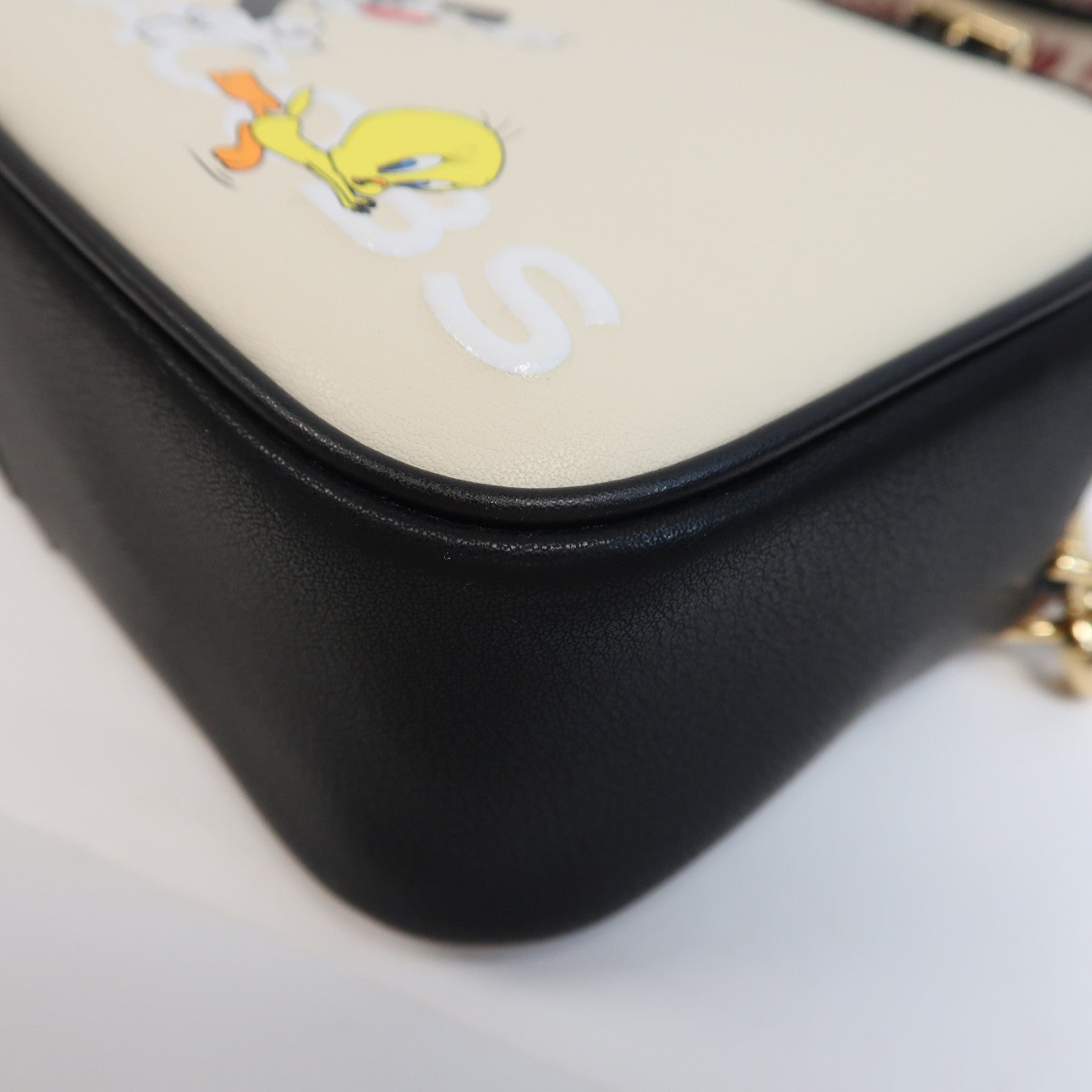 MARC JACOBS 牛皮皮革Camera Bag金扣肩背袋米色/啡色