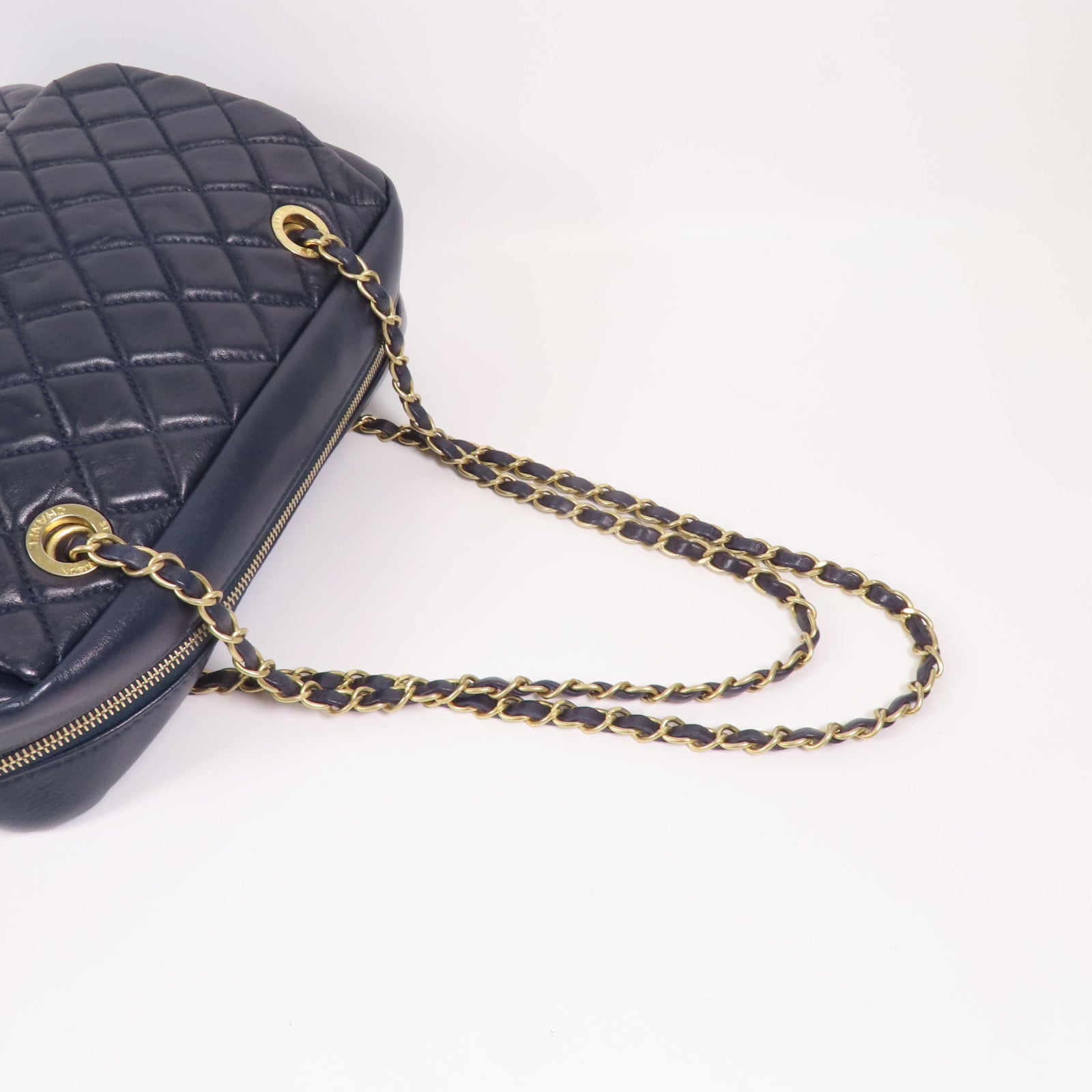 CHANEL 牛皮皮革Shoulder Bag金扣肩背包