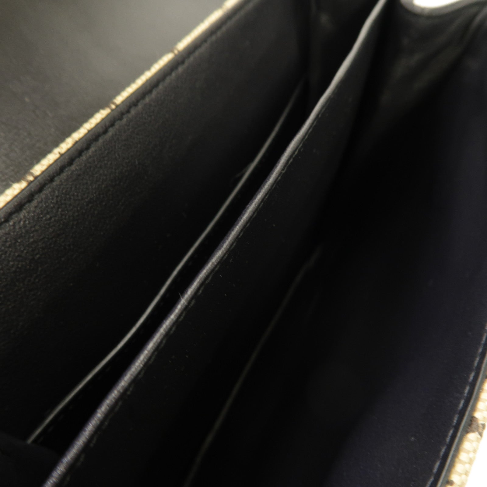SAINT LAURENT 帆布/牛皮皮革Le Monogramme Shoulder Bag金扣肩背袋米色