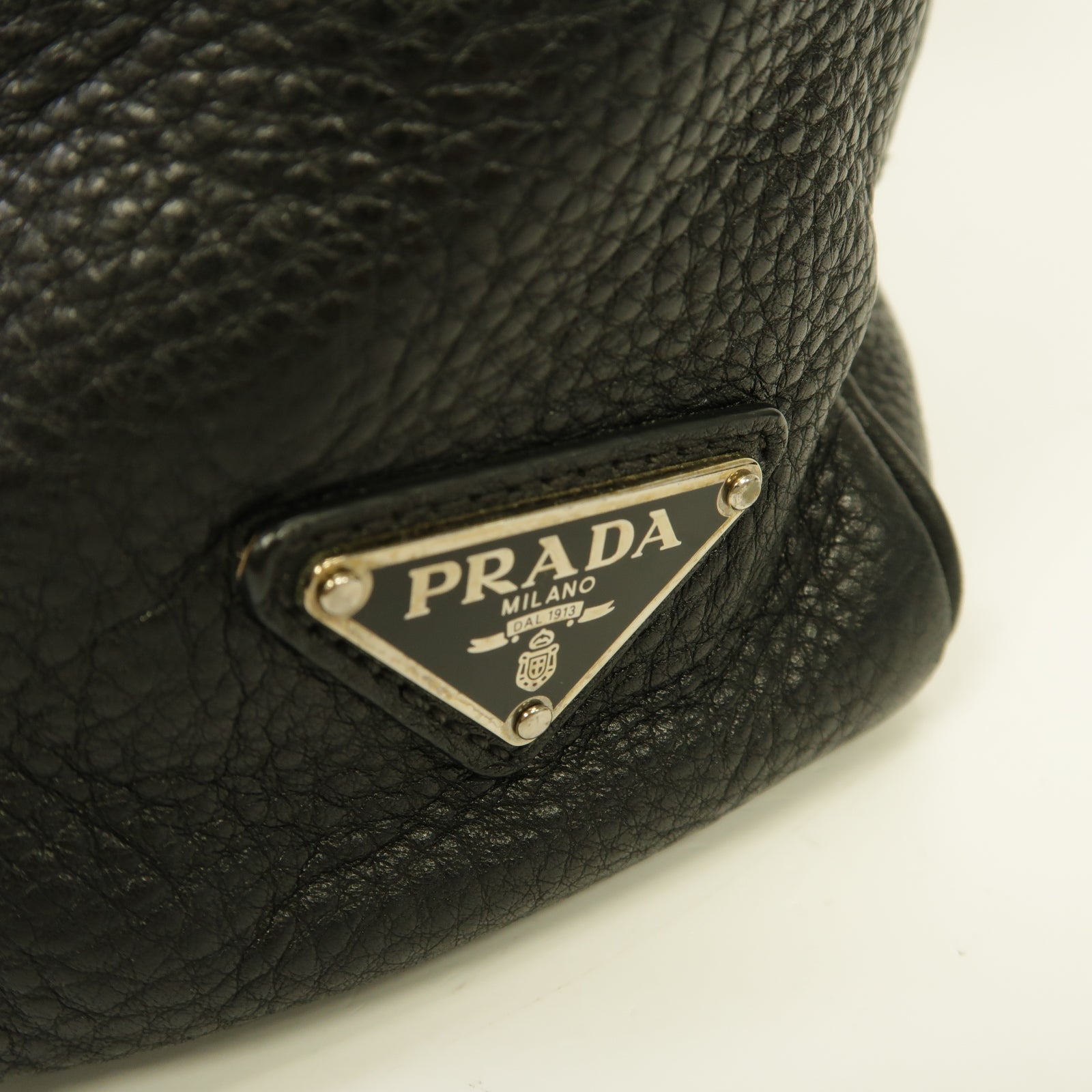 PRADA 【激減優惠】皮革Vit Daino銀扣手挽肩背兩用袋黑色