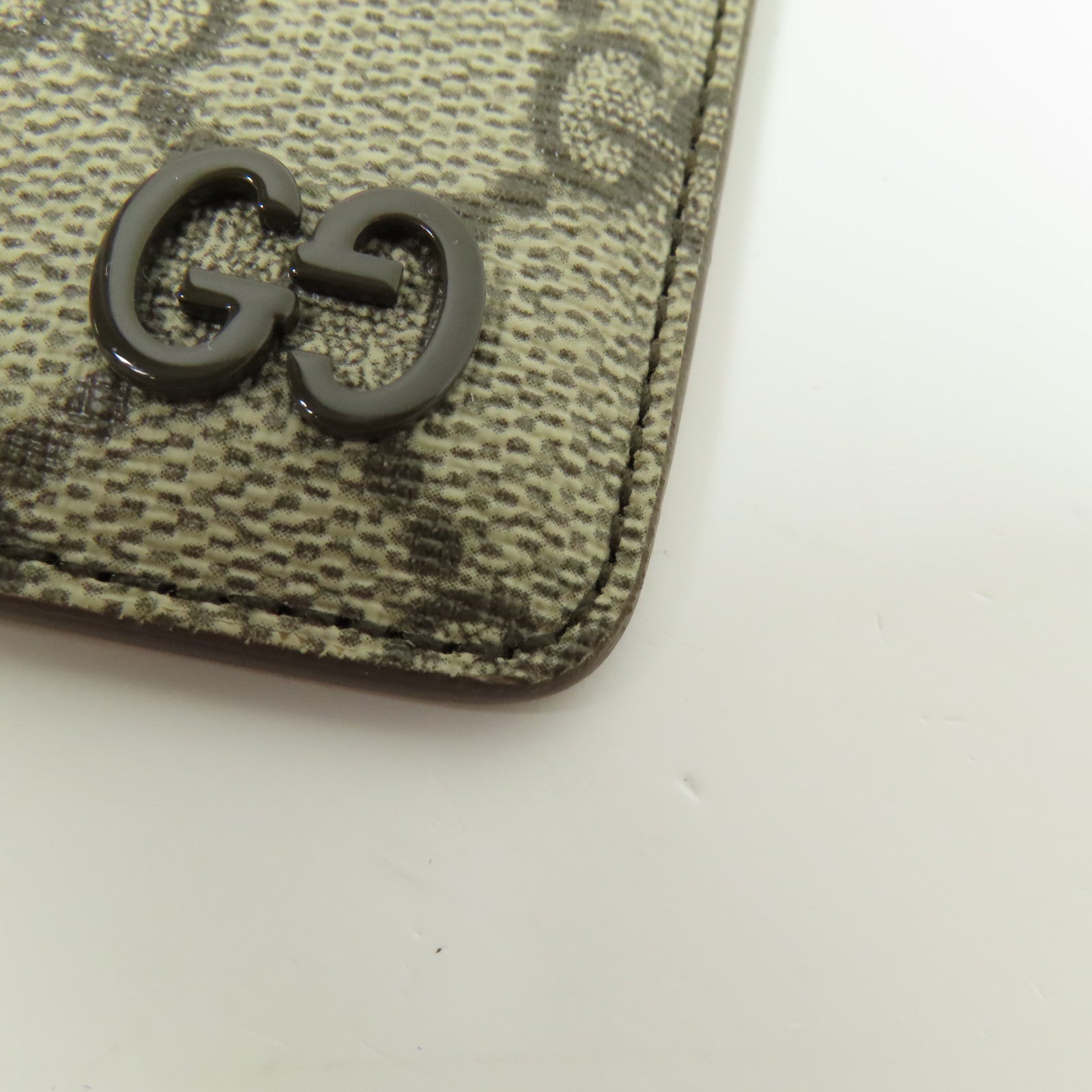 GUCCI GG Bi-color Magnetic Card Case 817197 FACQC 9773 Coated Canvas