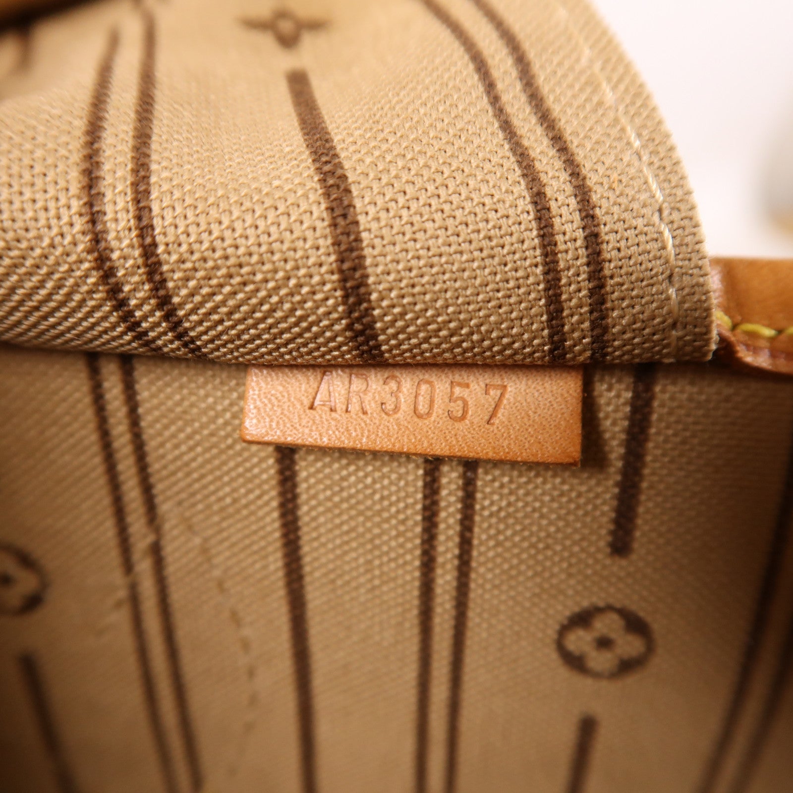 LOUIS VUITTON Monogram Neverfull MM金扣肩背袋