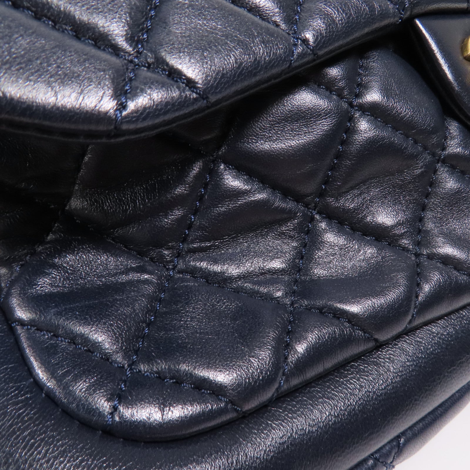 CHANEL 【激減優惠】牛皮皮革Shoulder Bag金扣肩背包