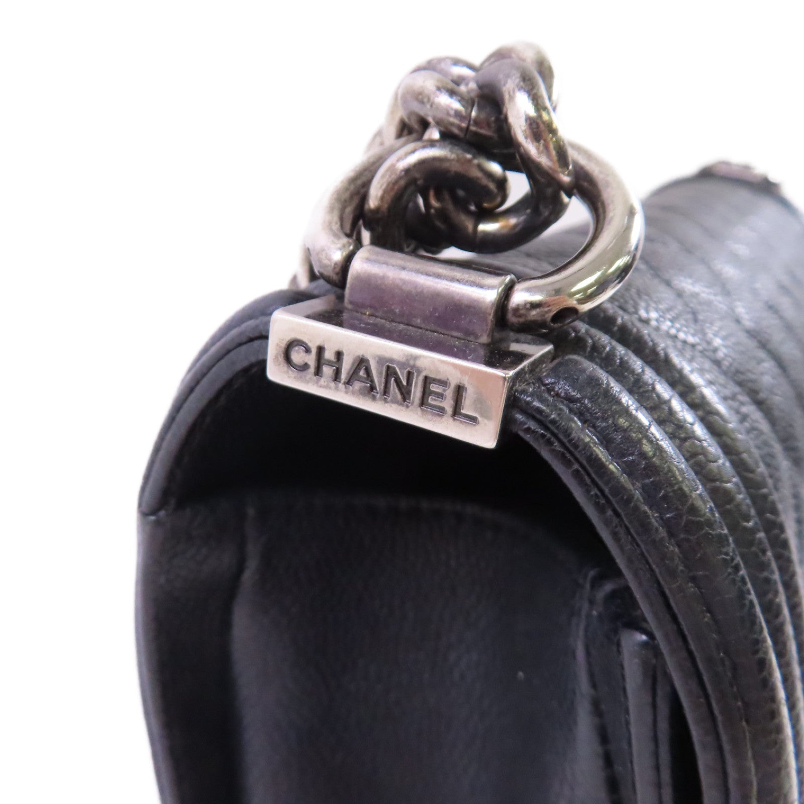CHANEL 菱格Caviar皮革Boy Chanel Large銀扣鏈帶肩背袋黑色