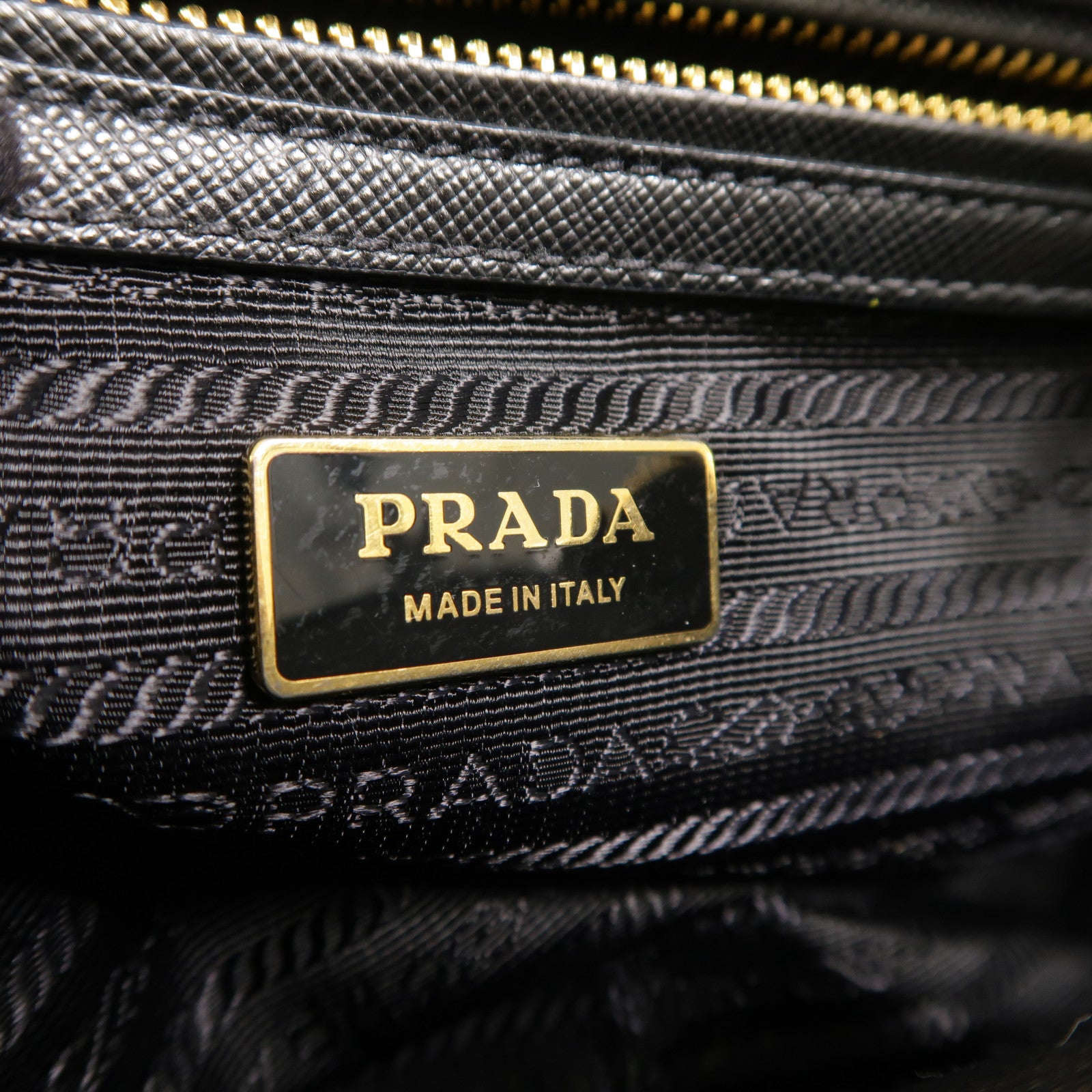 PRADA Saffiano皮革Bauletto手挽肩背兩用袋