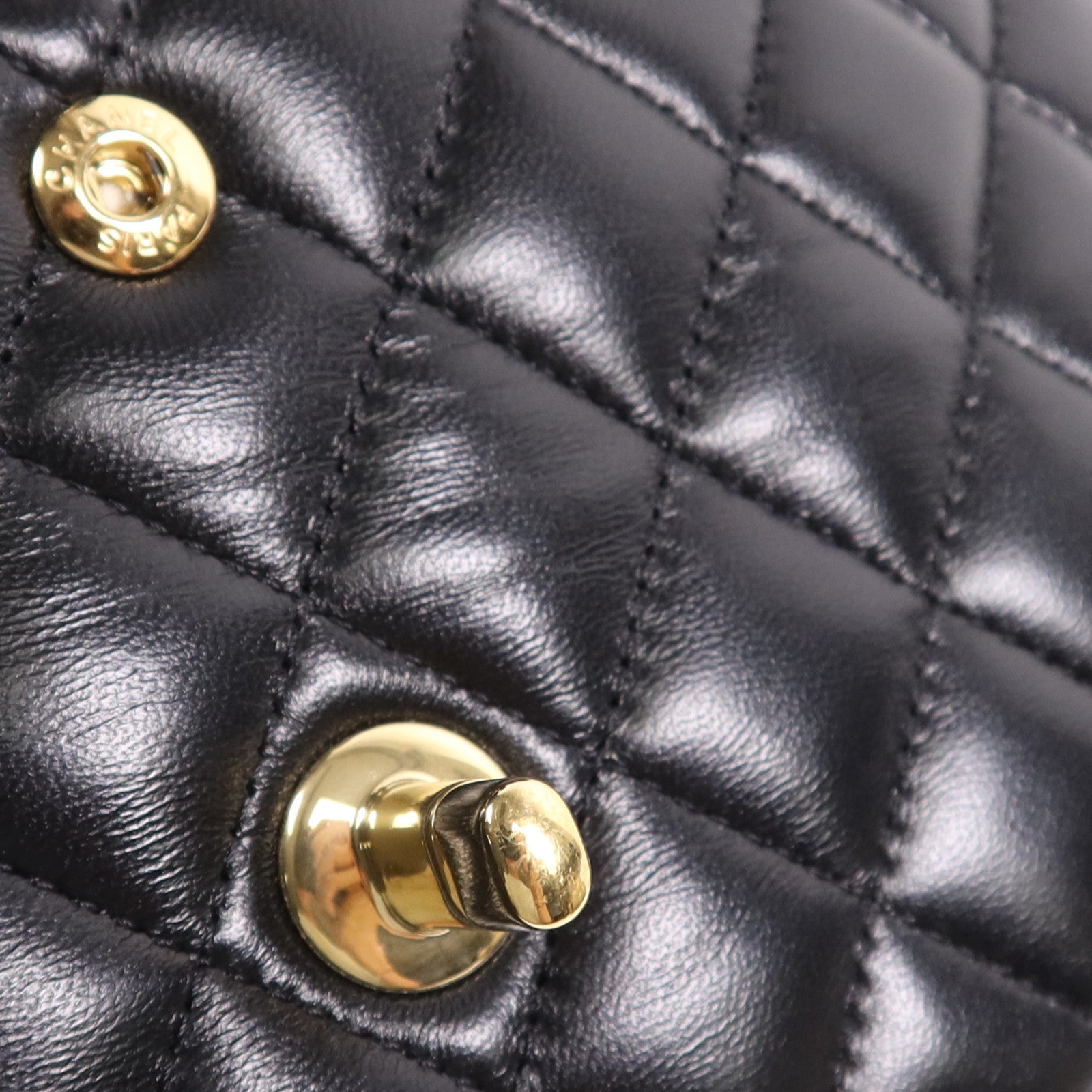 CHANEL 羊皮皮革Classic 25金扣鏈帶肩背袋