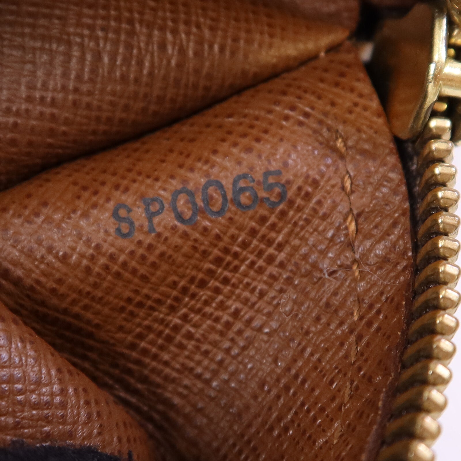 LOUIS VUITTON Monogram Papillon GM金扣手挽袋