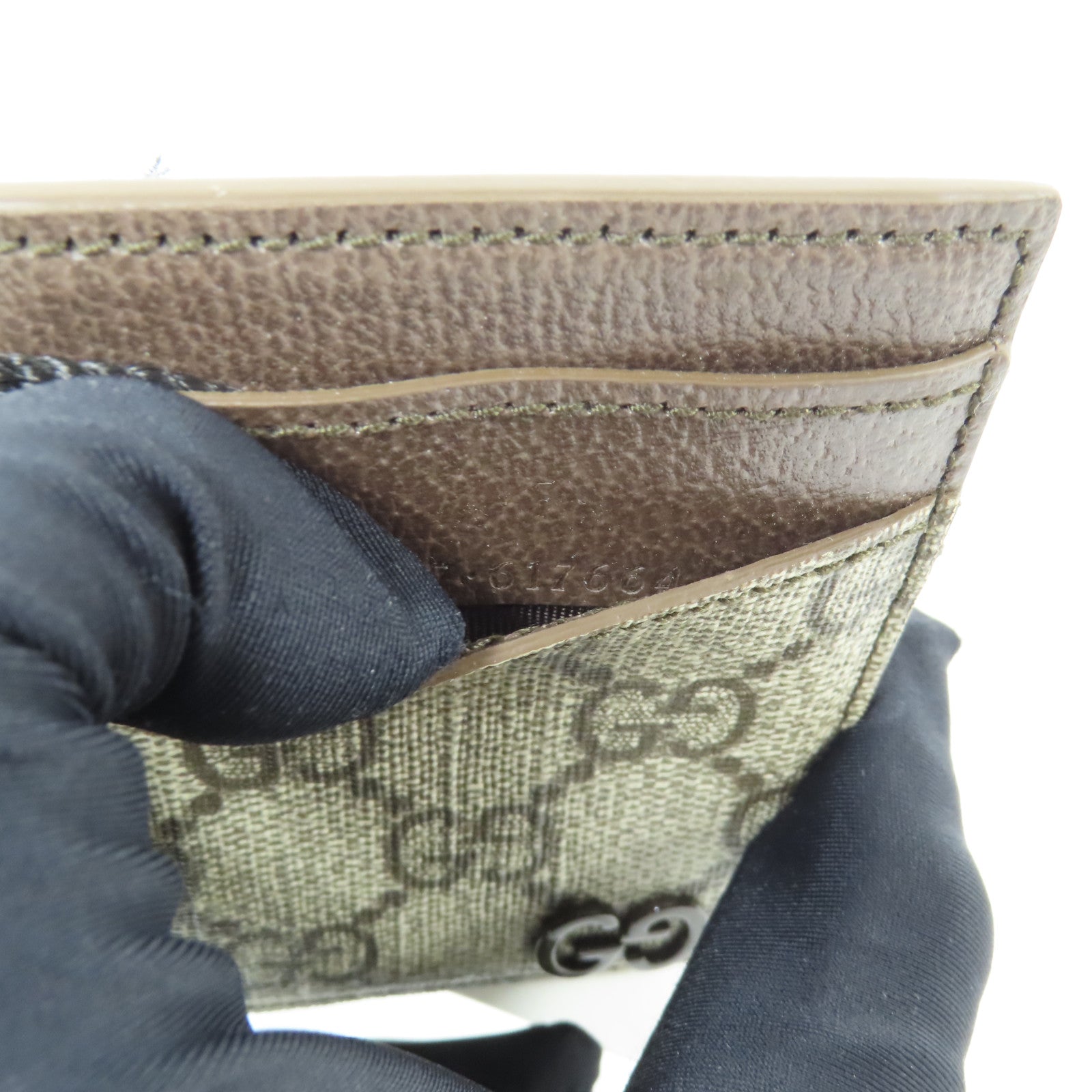 GUCCI GG Bi-color Magnetic Card Case 817197 FACQC 9773 Coated Canvas