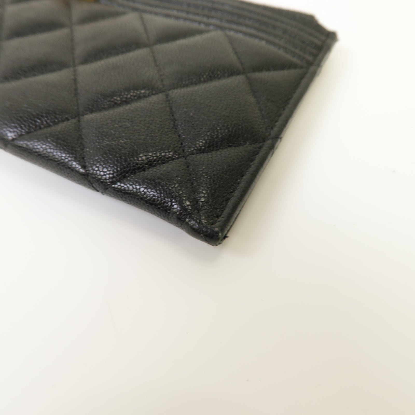 CHANEL Caviar皮革Boy Clutch Bag金扣手拿包黒色
