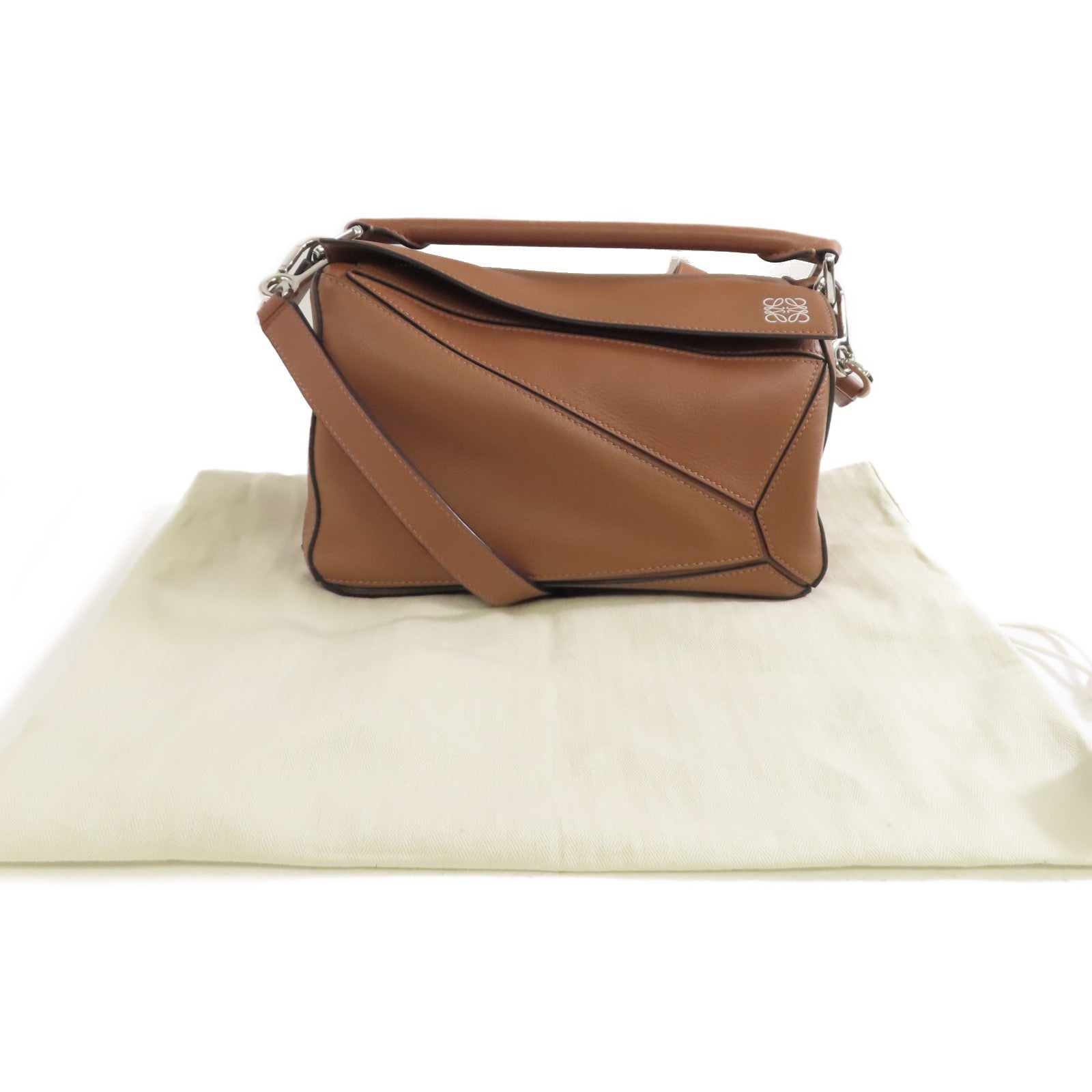 LOEWE 牛皮皮革Small Puzzle Bag銀扣手挽肩背兩用袋啡色