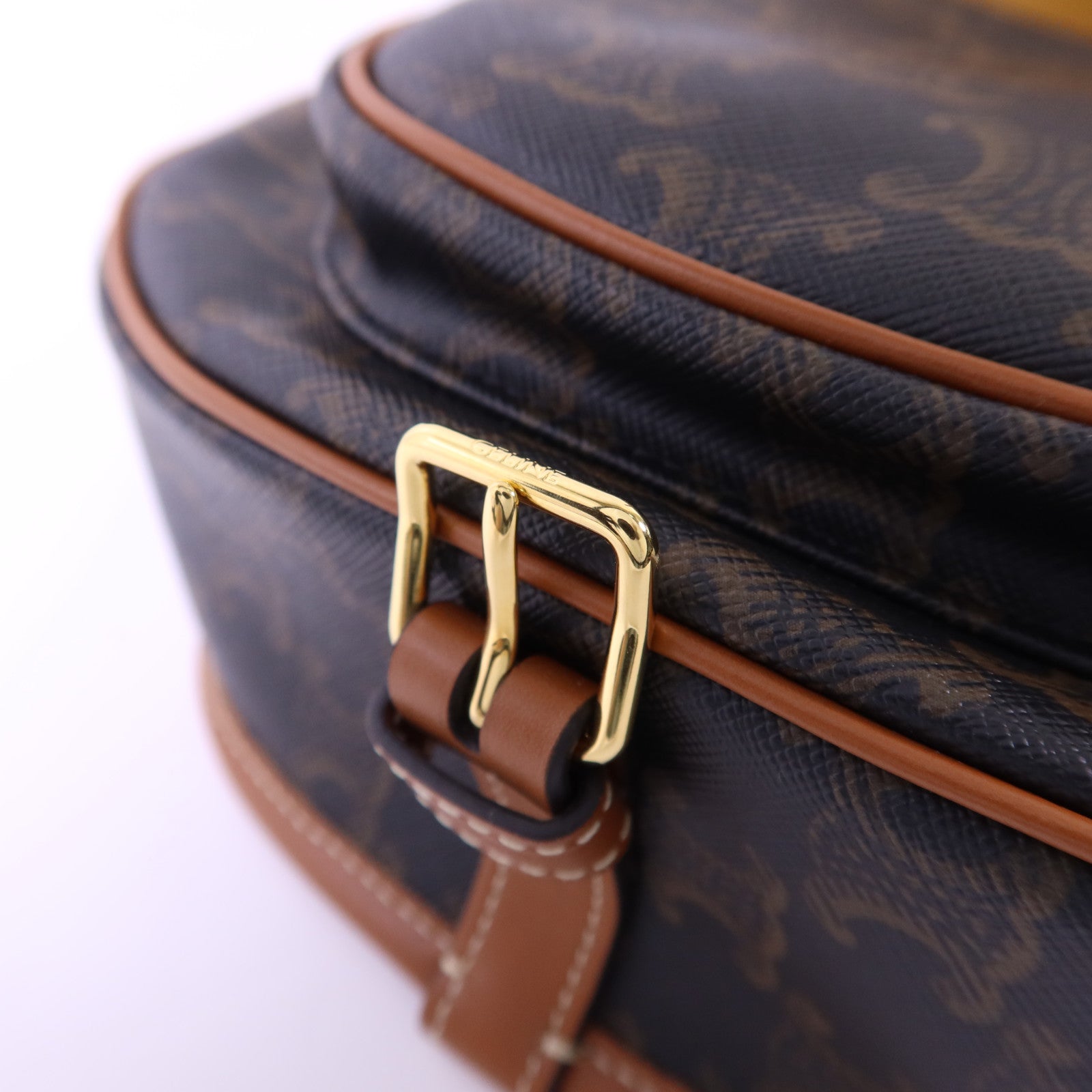 CELINE 塗層帆布Medium Folco in Triomphe金扣肩背袋
