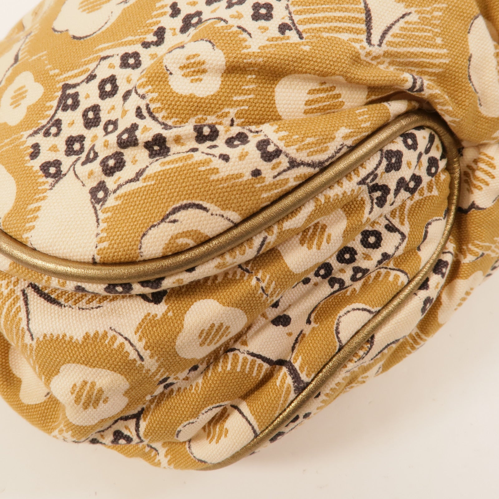 CHANEL 帆布Vintage Camellia Coco Mark手挽袋