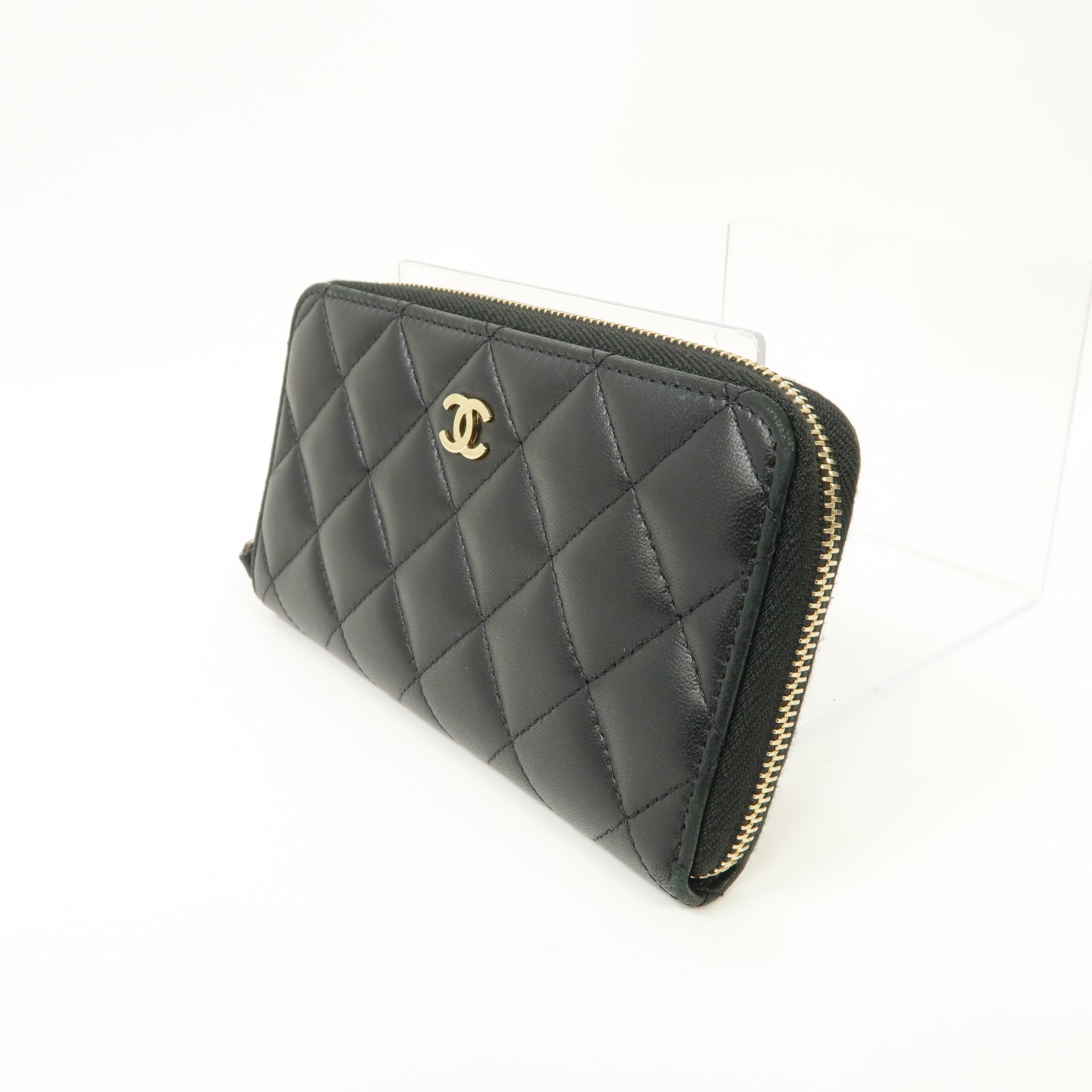 CHANEL 菱格羊皮皮革Medium Zipped Wallet金扣中長錢包黑色
