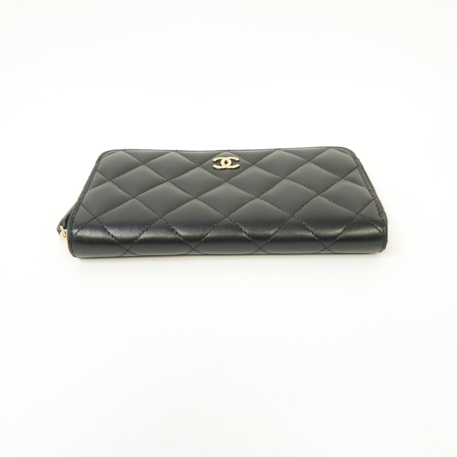 CHANEL 菱格羊皮皮革Medium Zipped Wallet金扣中長錢包黑色
