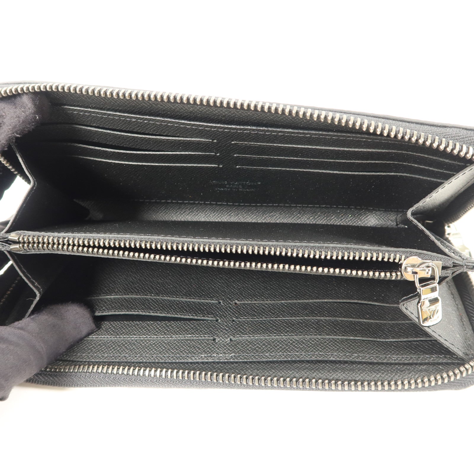 LOUIS VUITTON Monogram Eclipse Zippy Wallet Horizontal長錢包