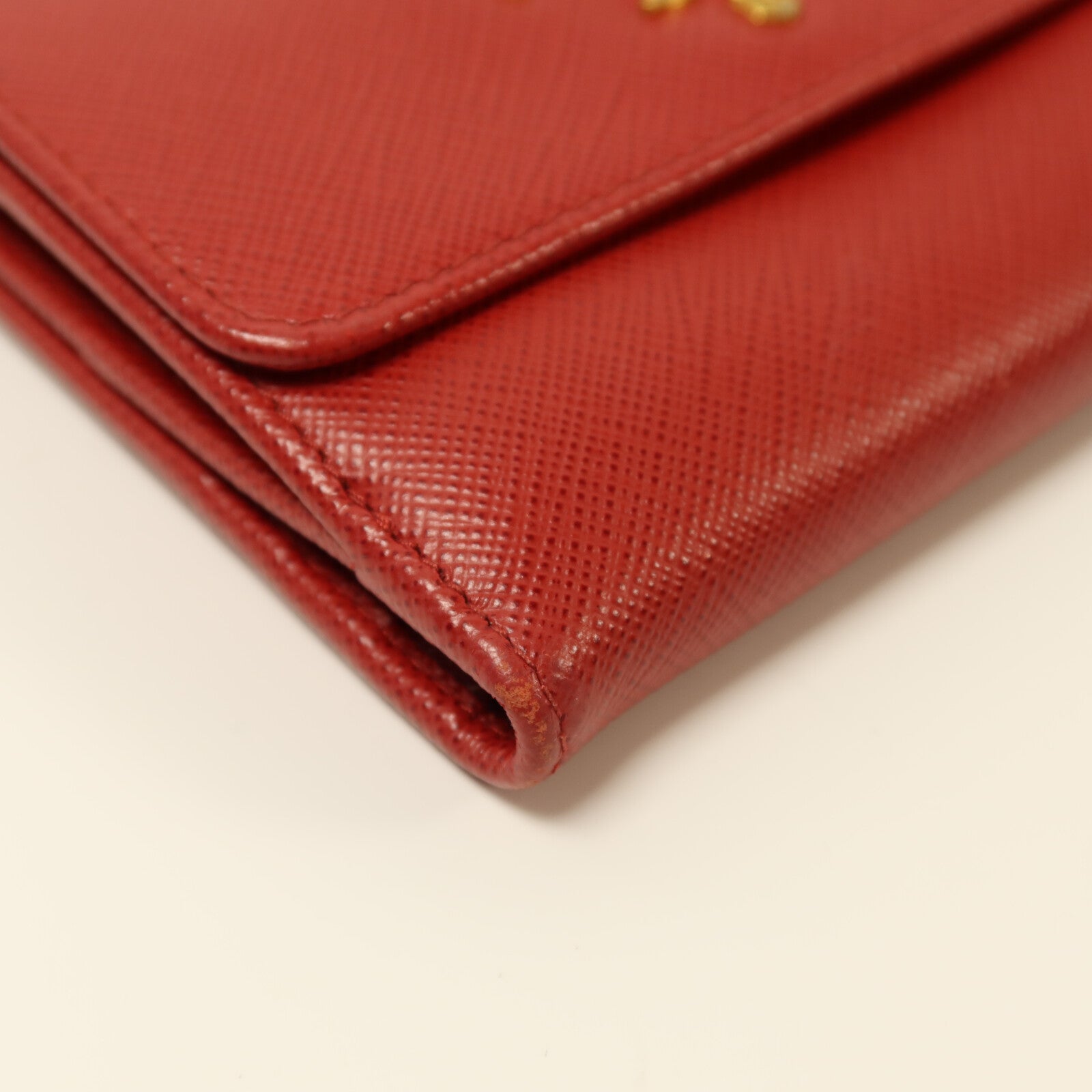 PRADA 牛皮皮革Portafoglio Pattina金扣錢包