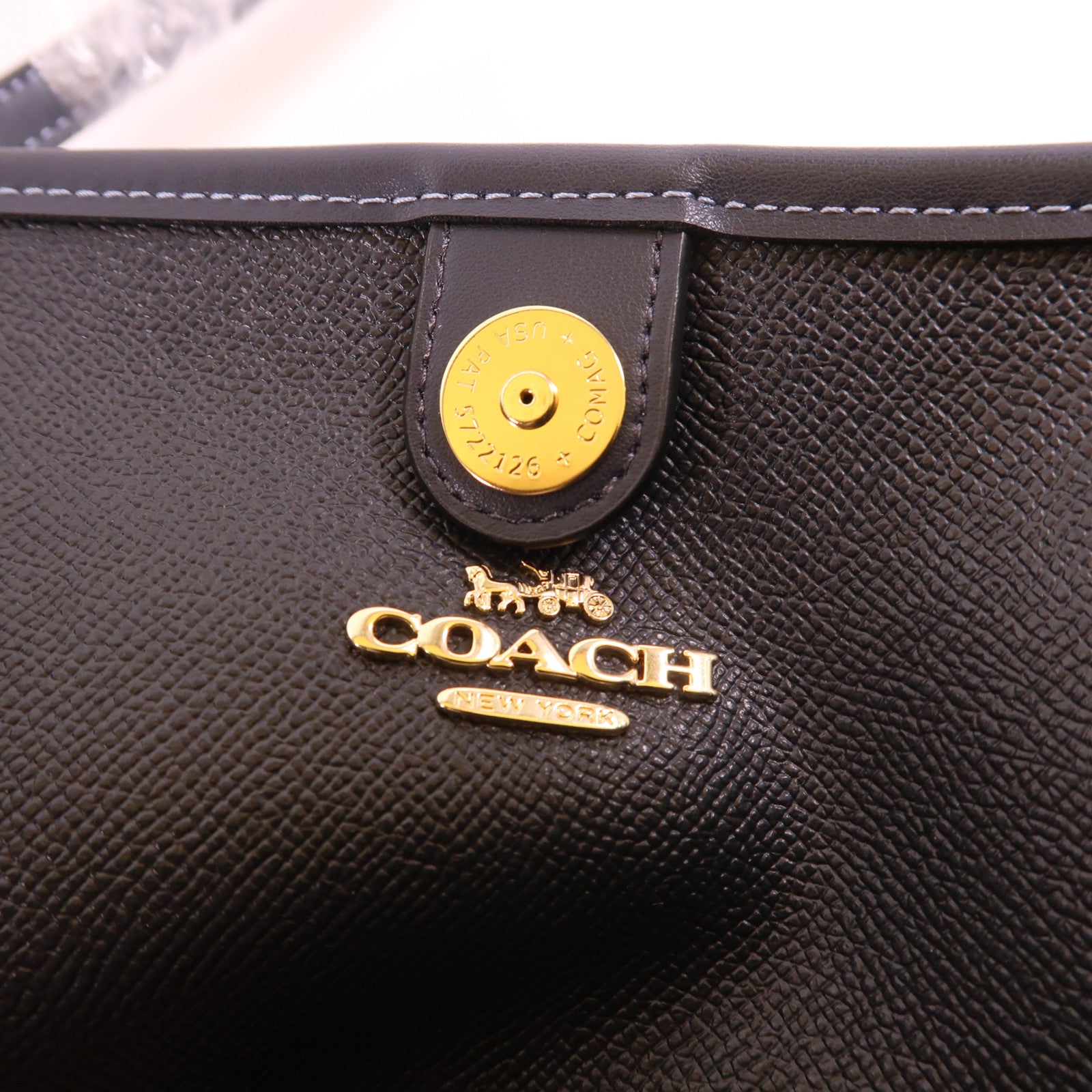 COACH 塗層帆布Tote Bag金扣手挽袋