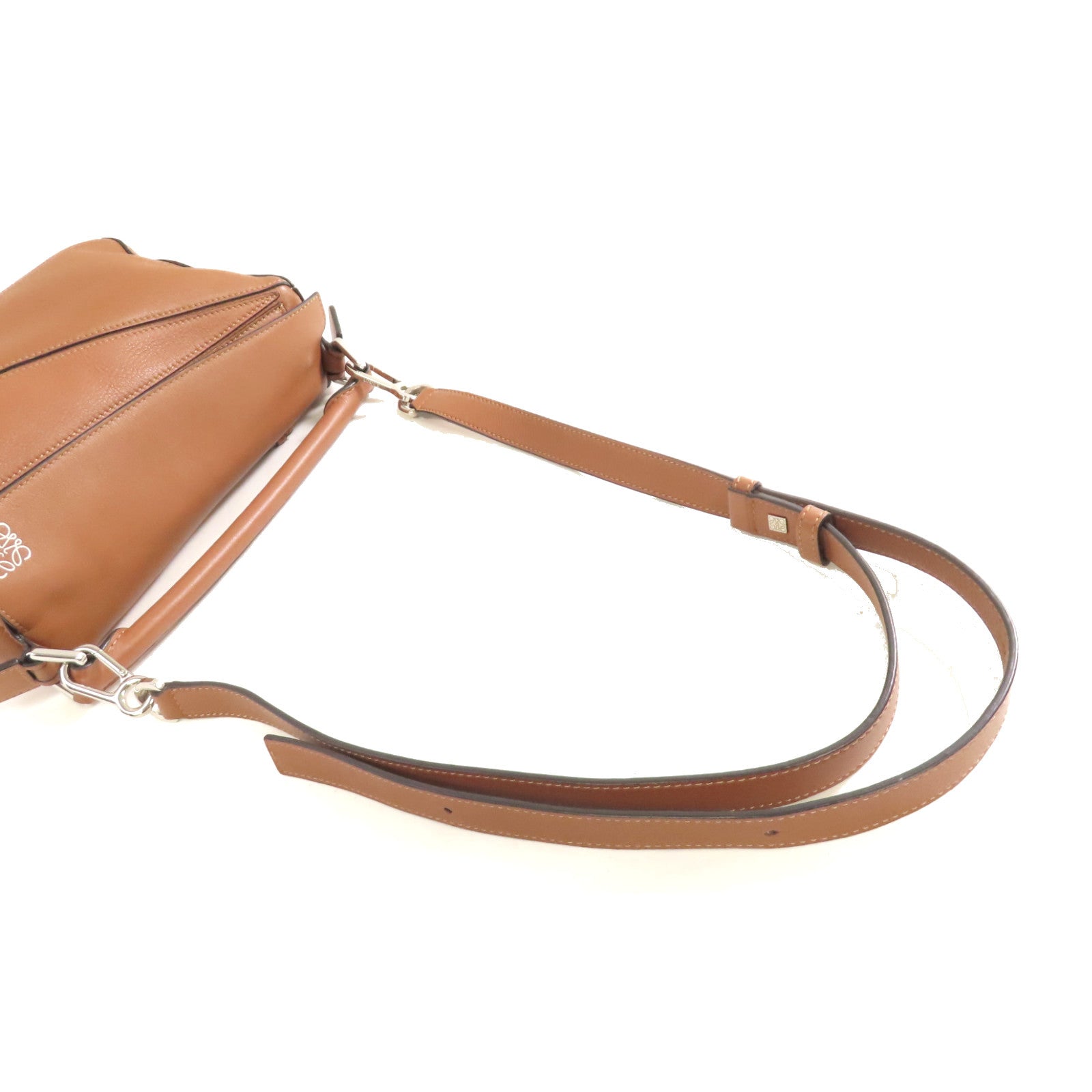 LOEWE 牛皮皮革Small Puzzle Bag銀扣手挽肩背兩用袋啡色