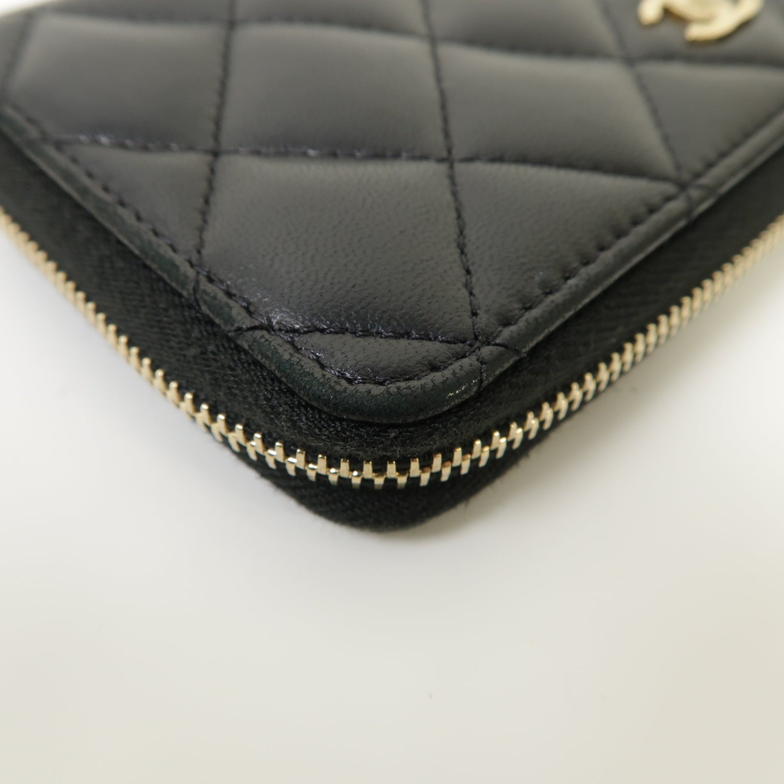 CHANEL 菱格羊皮皮革Medium Zipped Wallet金扣中長錢包黑色