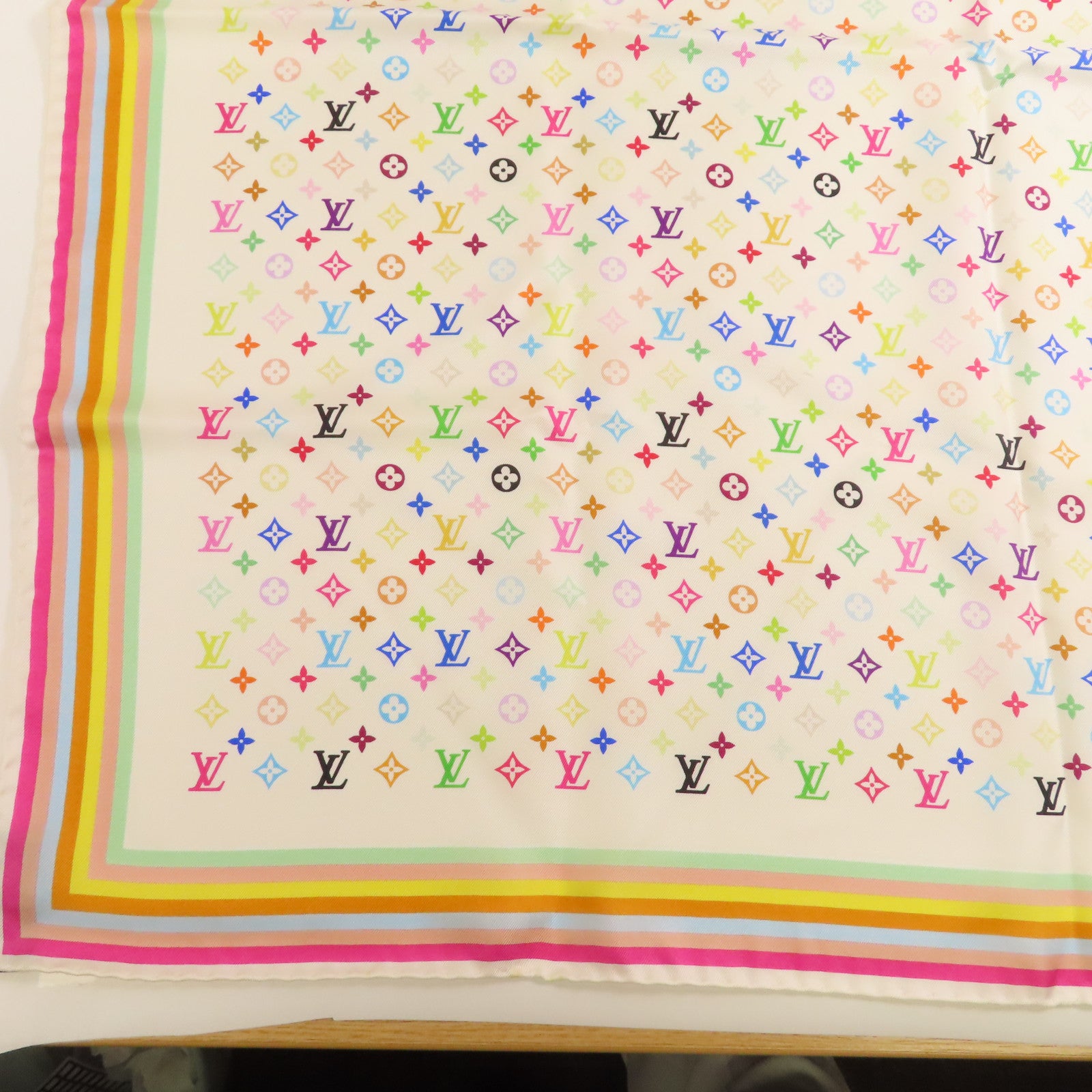 LOUIS VUITTON 棉質Scarf 70x 70cm絲巾