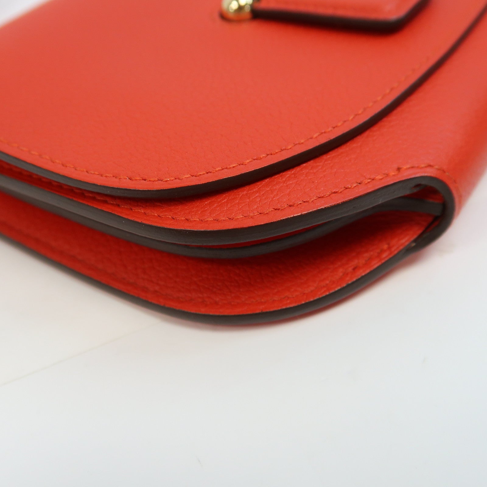 HERMES Evercolor皮革Convoyeur Mini金扣肩背袋Rouge Tomate/紅色