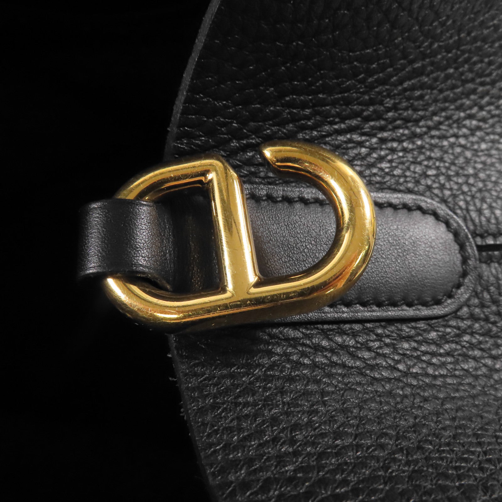 HERMES Clemence皮革In The Loop 22金扣手挽袋