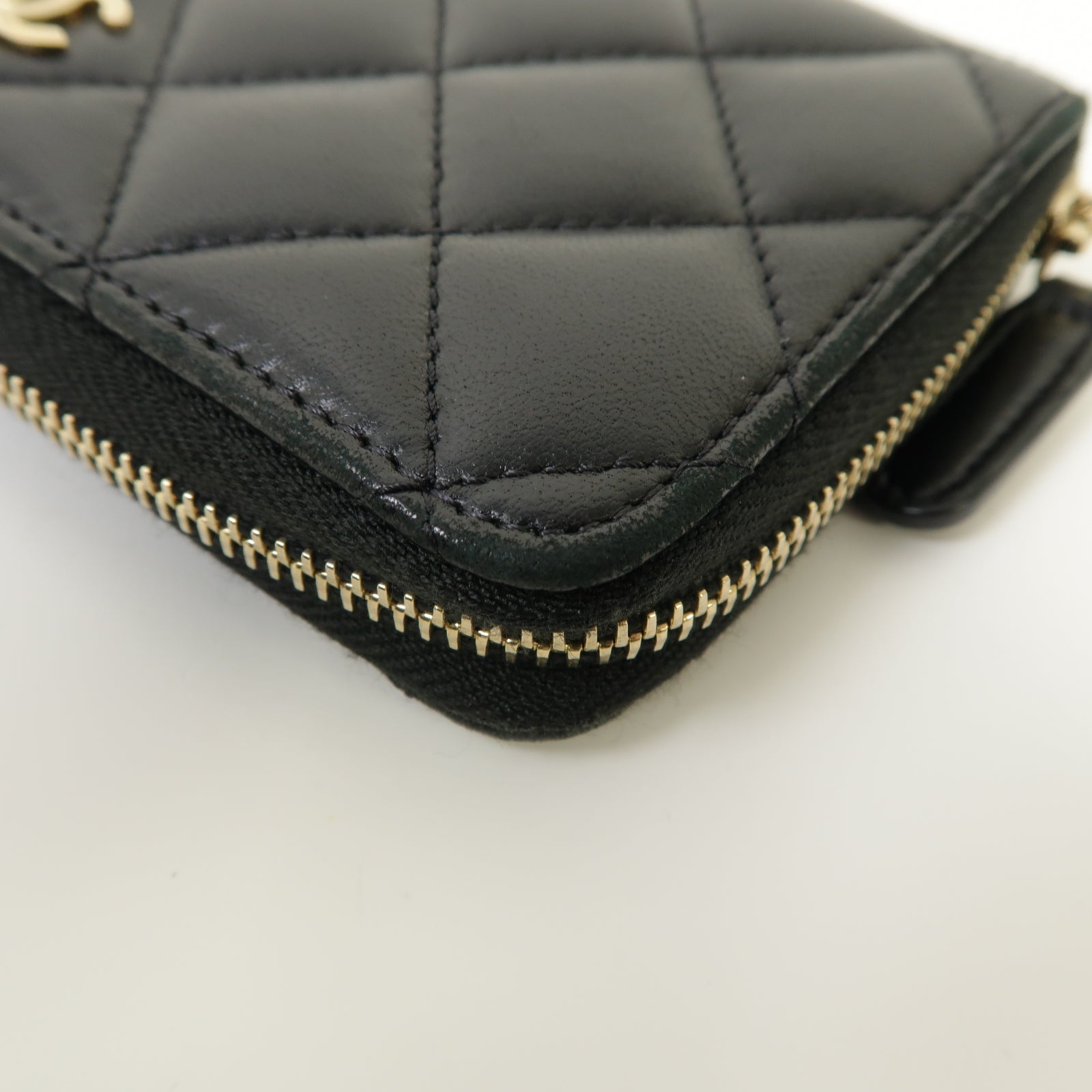 CHANEL 菱格羊皮皮革Medium Zipped Wallet金扣中長錢包黑色