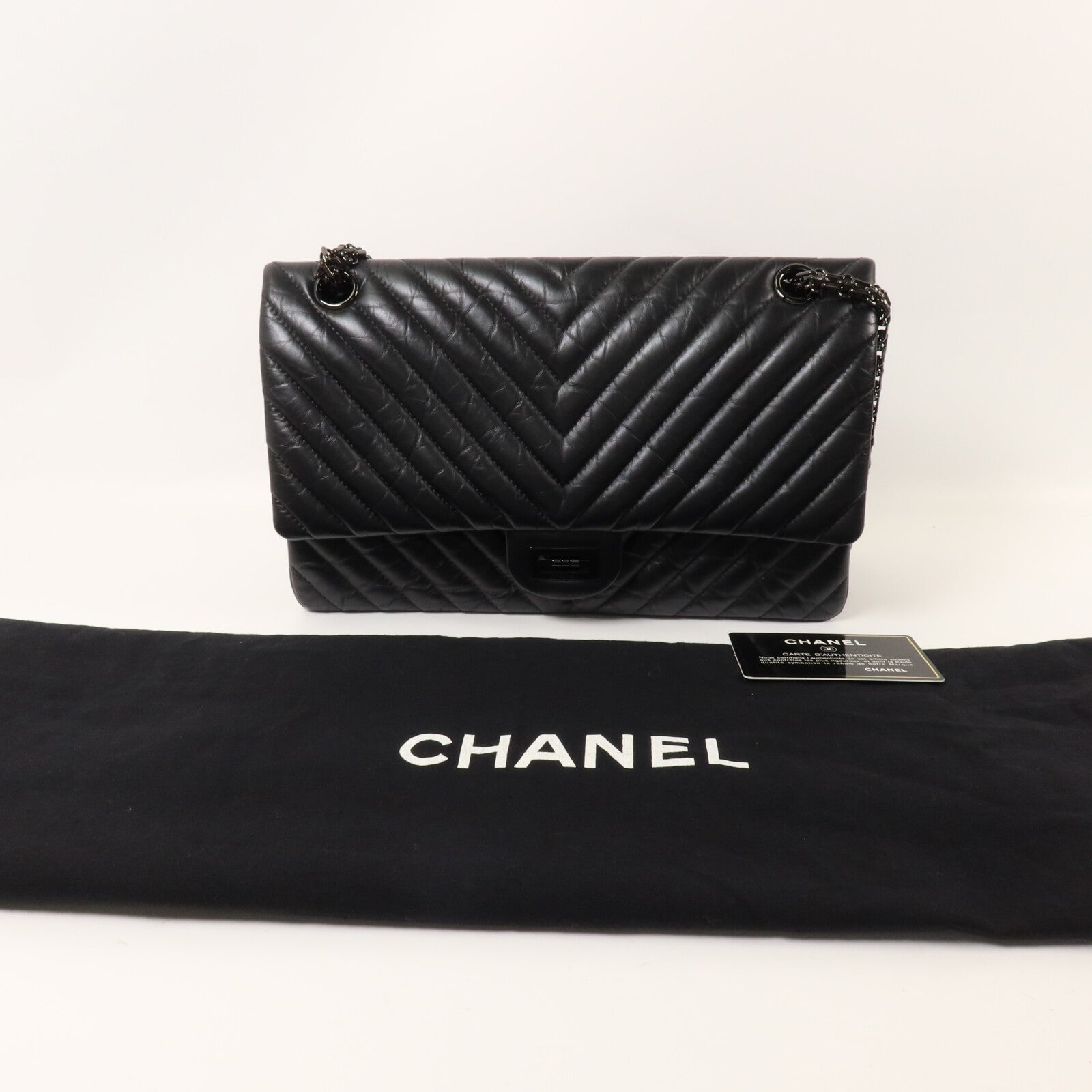 CHANEL 牛皮皮革2.55 Medium鏈帶肩背袋