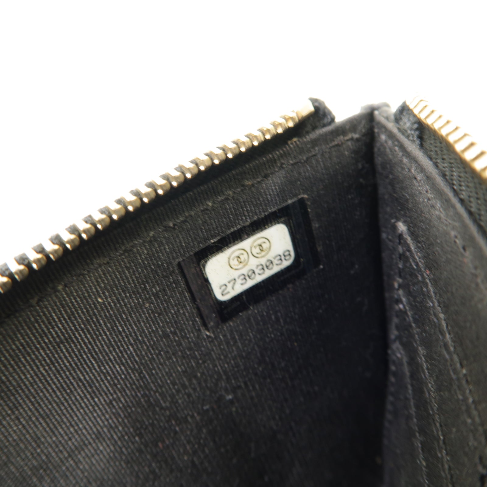 CHANEL Caviar皮革Boy Clutch Bag金扣手拿包黒色