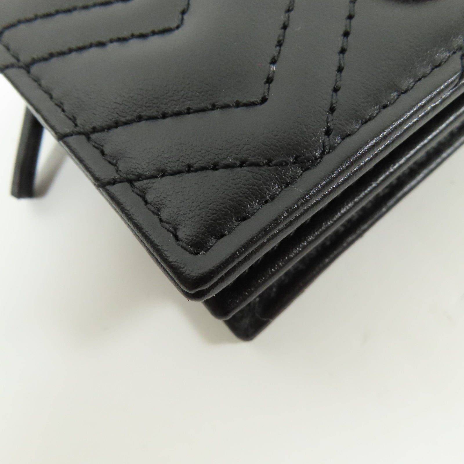 GUCCI GHW GG Marmont Small Wallet 466492 DTD1T 1000 Chevron Leather Black
