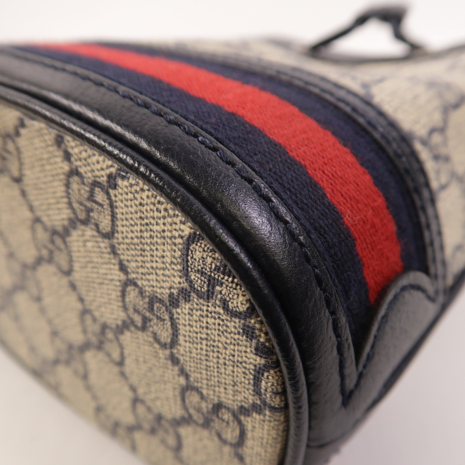 GUCCI 塗層帆布Ophidia GG Mini Bucket肩背袋