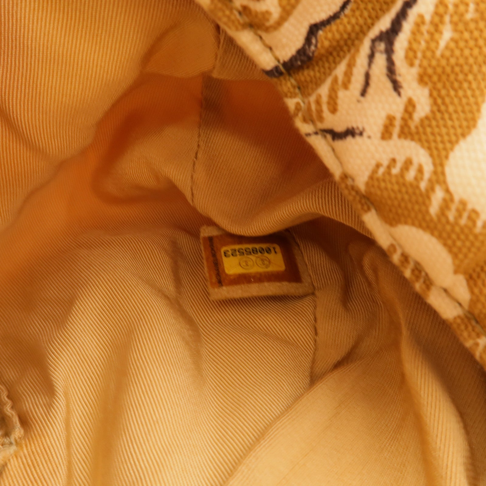 CHANEL 帆布Vintage Camellia Coco Mark手挽袋
