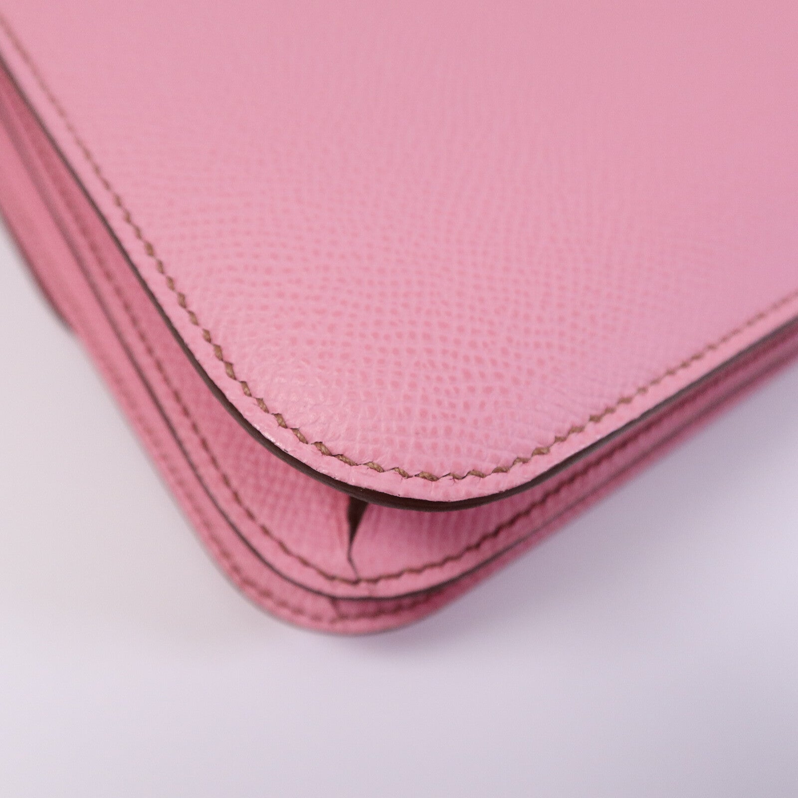 HERMES Epsom皮革Constance Mini肩背袋Bubblegum Pink
