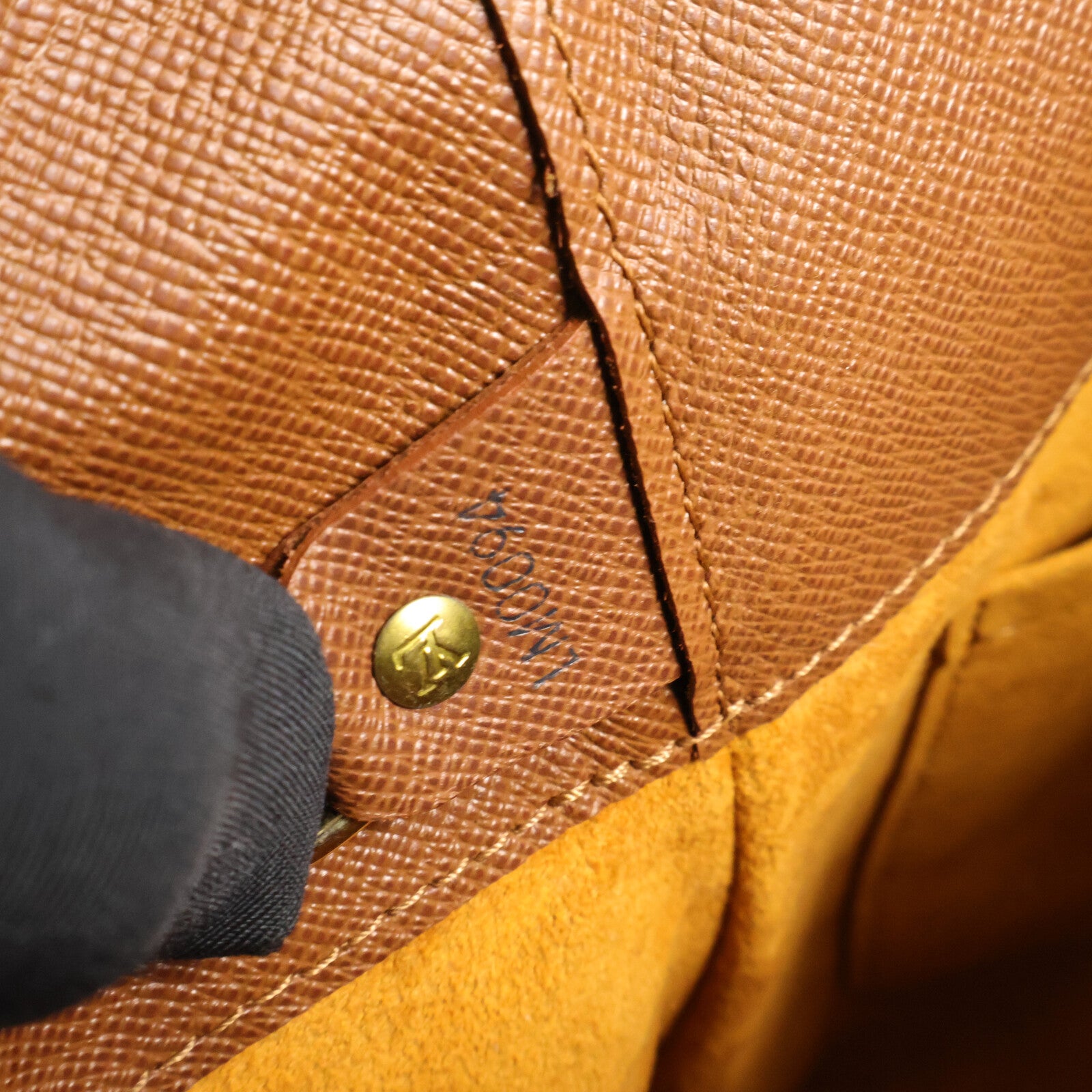 LOUIS VUITTON Monogram Musette肩背袋