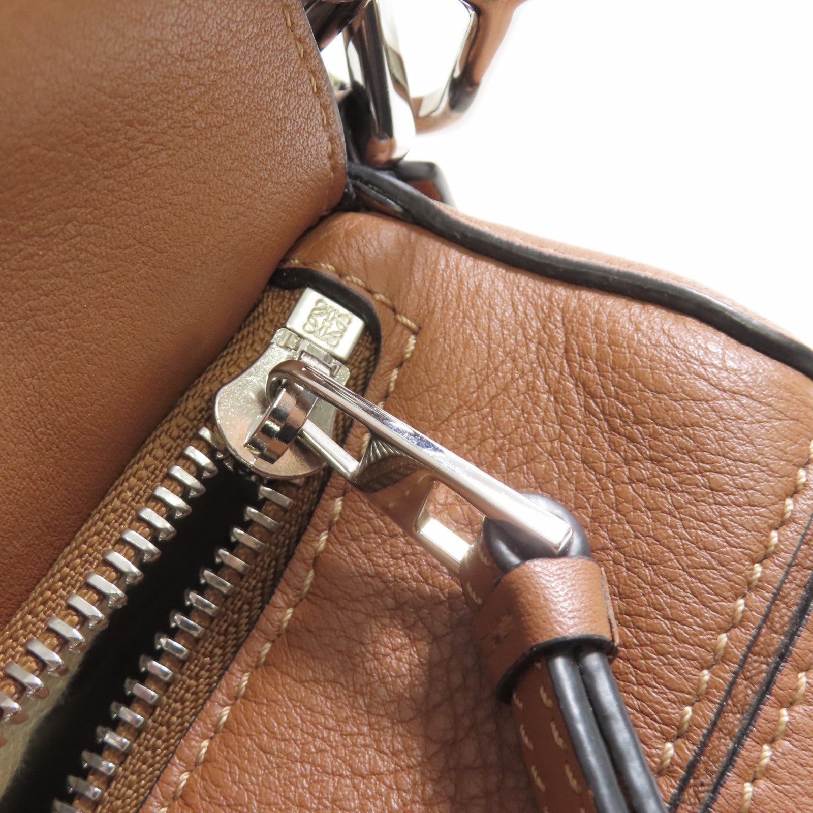 LOEWE 牛皮皮革Small Puzzle Bag銀扣手挽肩背兩用袋啡色